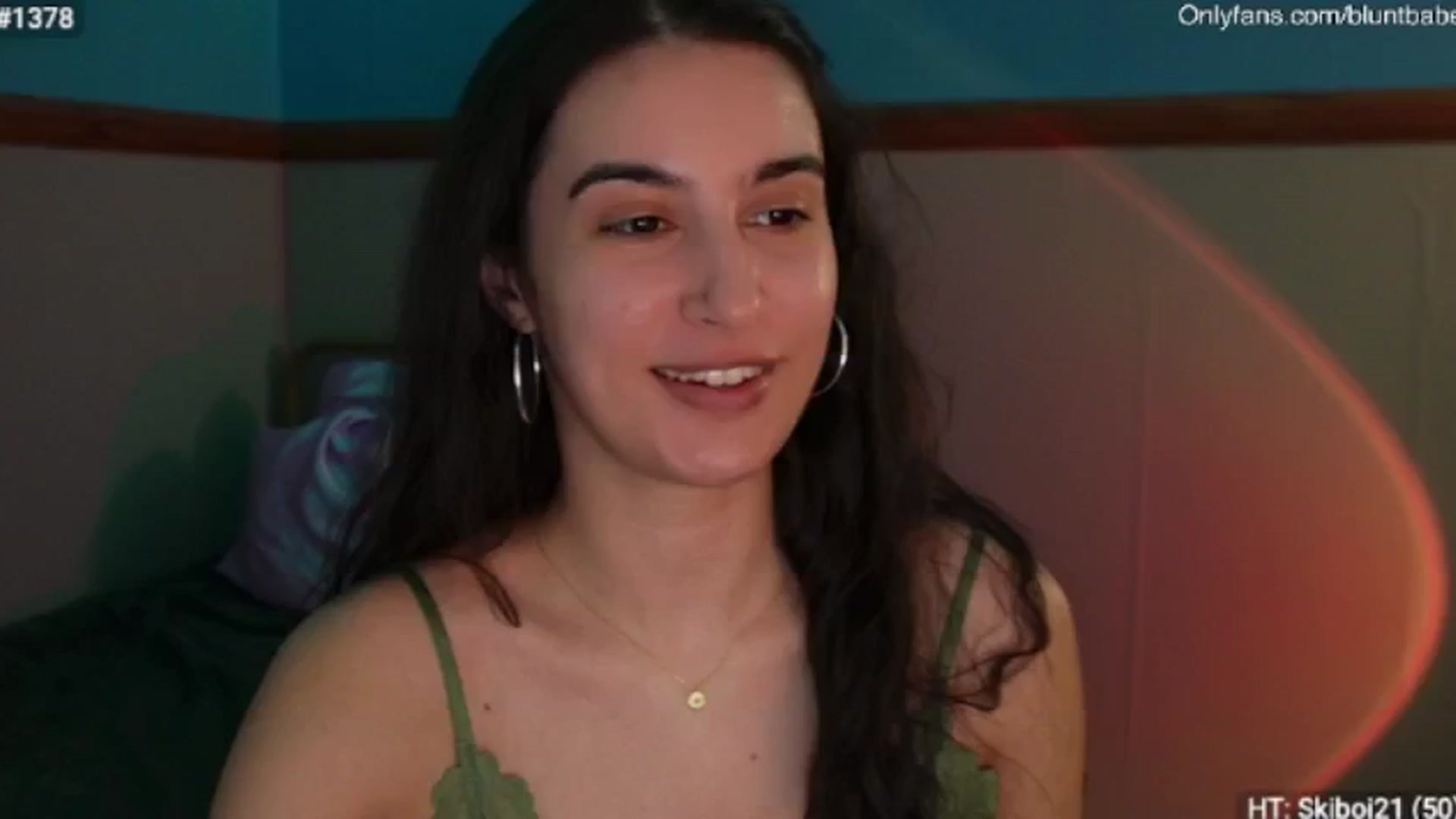 Gallery image thumbnail from SashaSwitch's myfreecams stream on, 07/17/2024, 04:25 image 1 of 20