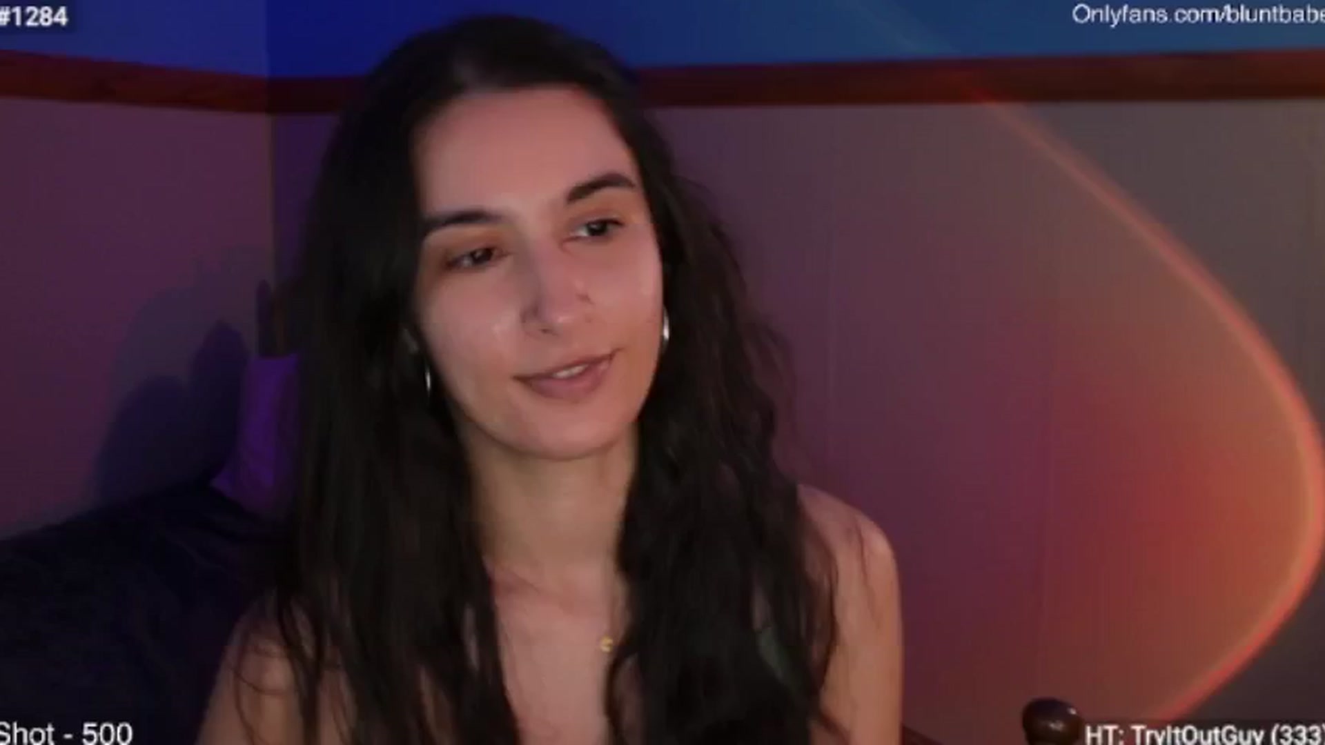 Gallery image thumbnail from SashaSwitch's myfreecams stream on, 07/17/2024, 04:25 image 14 of 20