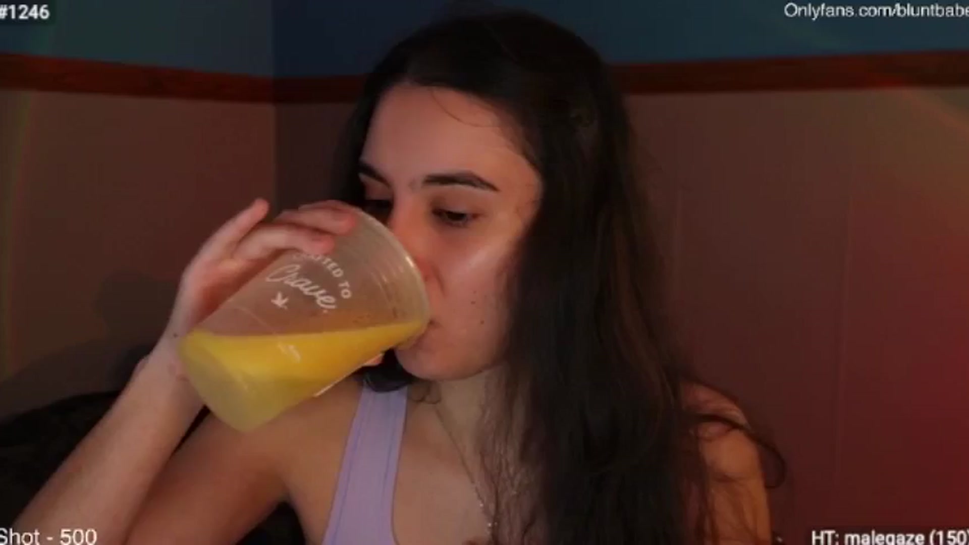 Gallery image thumbnail from SashaSwitch's myfreecams stream on, 07/18/2024, 04:07 image 6 of 20