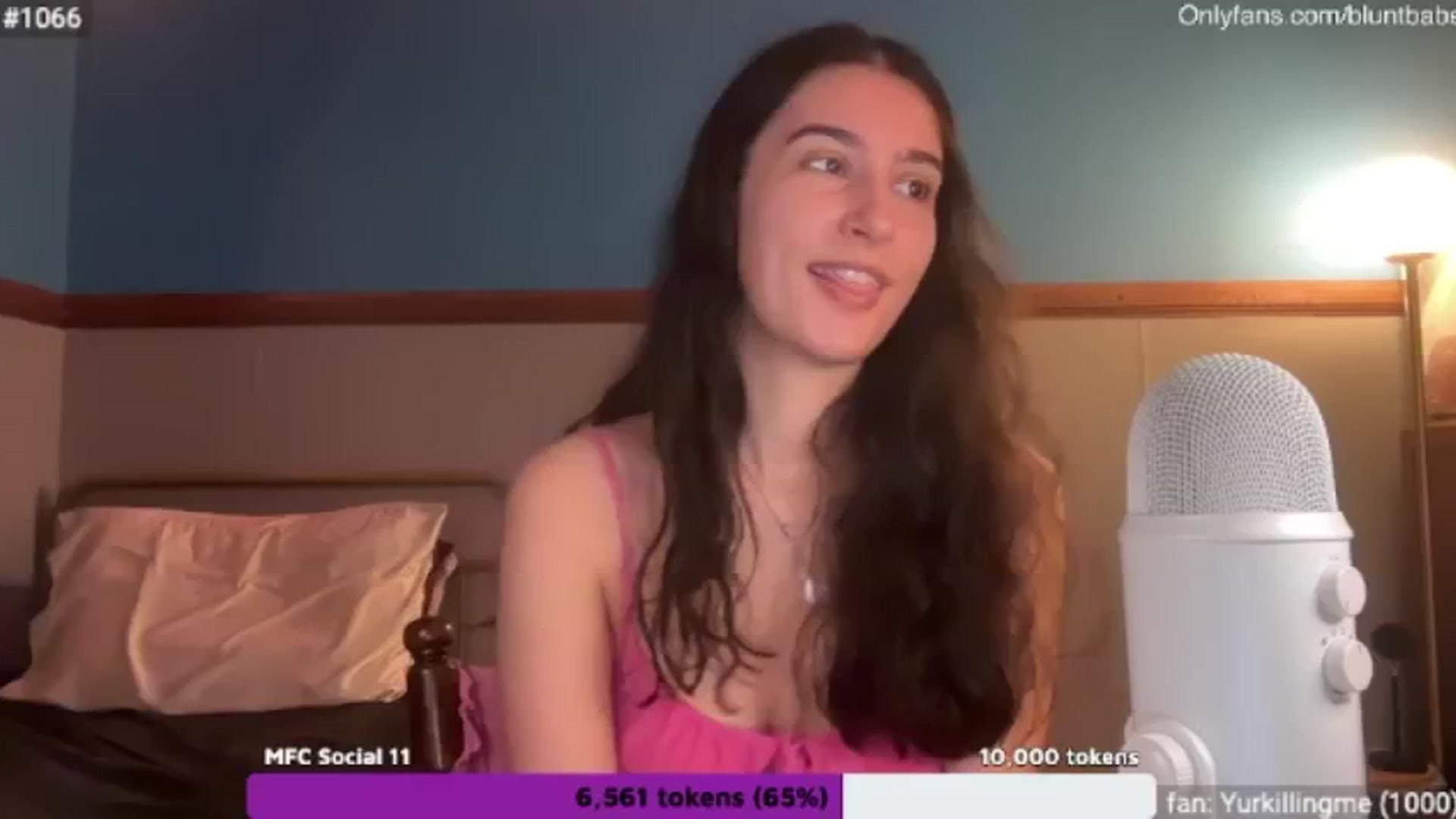 Gallery image thumbnail from SashaSwitch's myfreecams stream on, 08/01/2024, 03:48 image 8 of 20