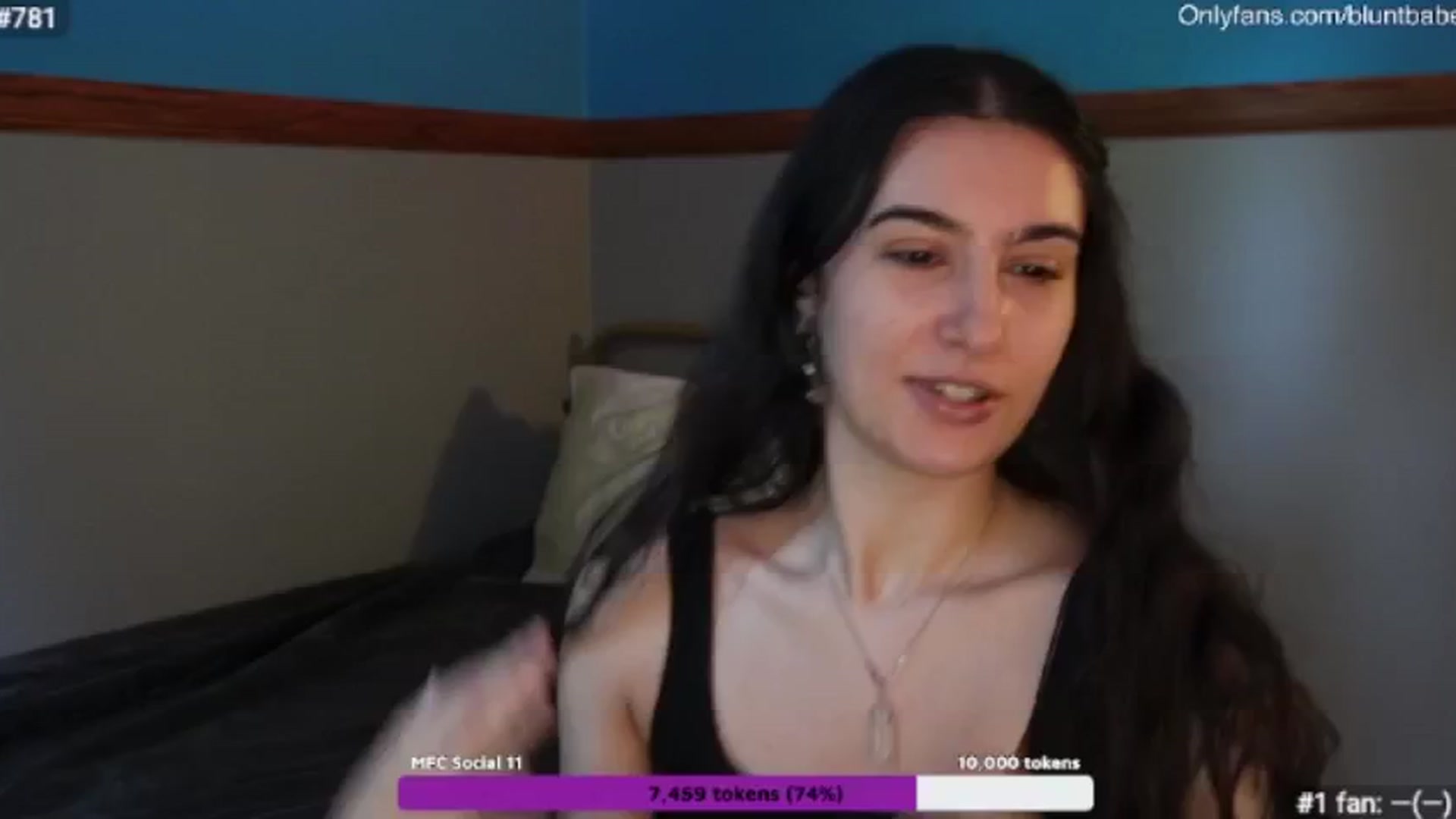 Gallery image thumbnail from SashaSwitch's myfreecams stream on, 08/01/2024, 16:09 image 15 of 20