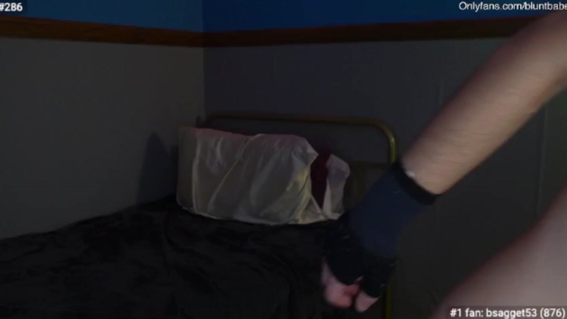 Gallery image thumbnail from SashaSwitch's myfreecams stream on, 08/01/2024, 21:06 image 16 of 20