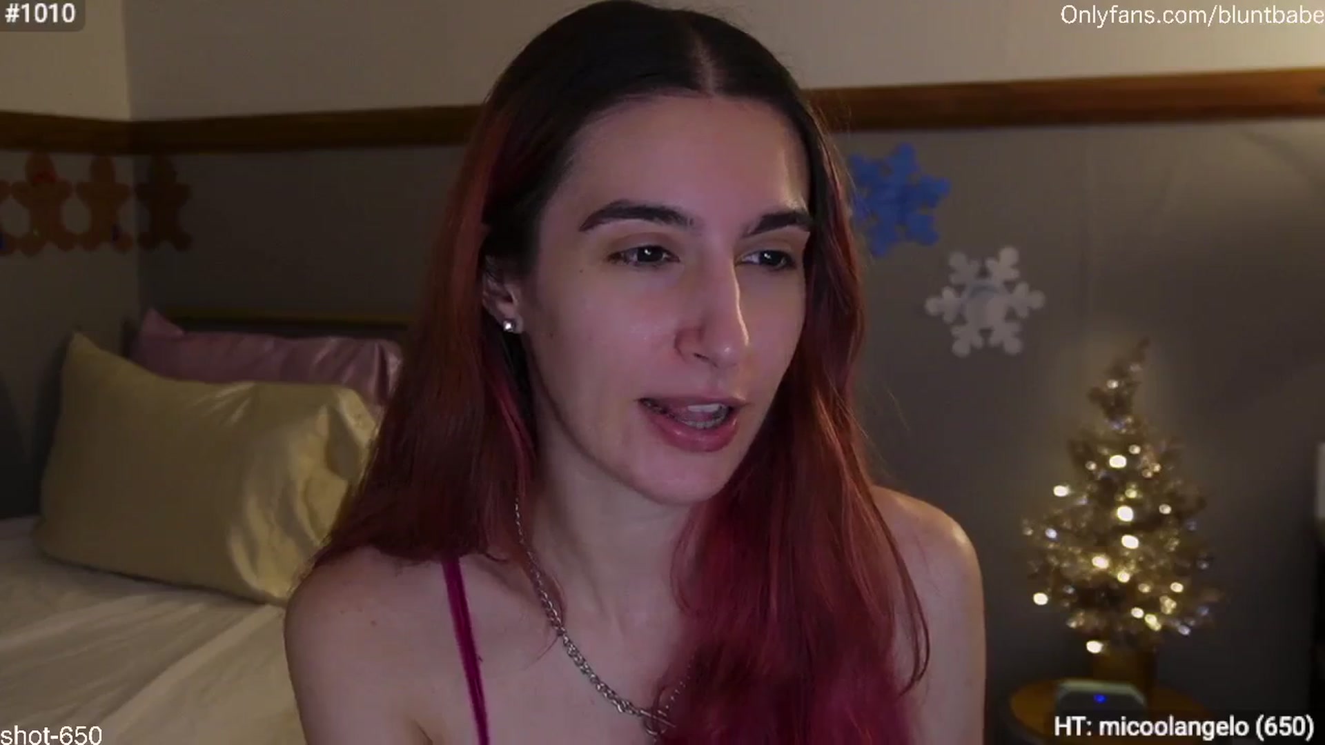 Gallery image thumbnail from SashaSwitch's myfreecams stream on, 01/04/2026, 05:22 image 11 of 20