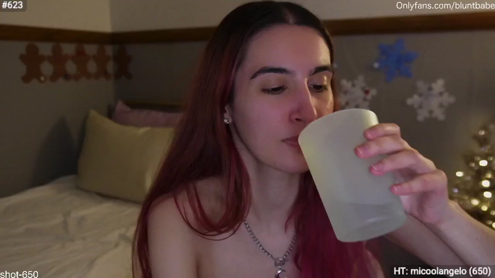 Gallery image thumbnail from SashaSwitch's myfreecams stream on, 01/04/2026, 05:37 image 18 of 20