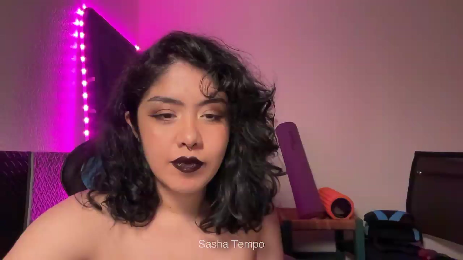 Gallery image thumbnail from SashaTempo's myfreecams stream on, 05/12/2026, 09:50 image 10 of 20