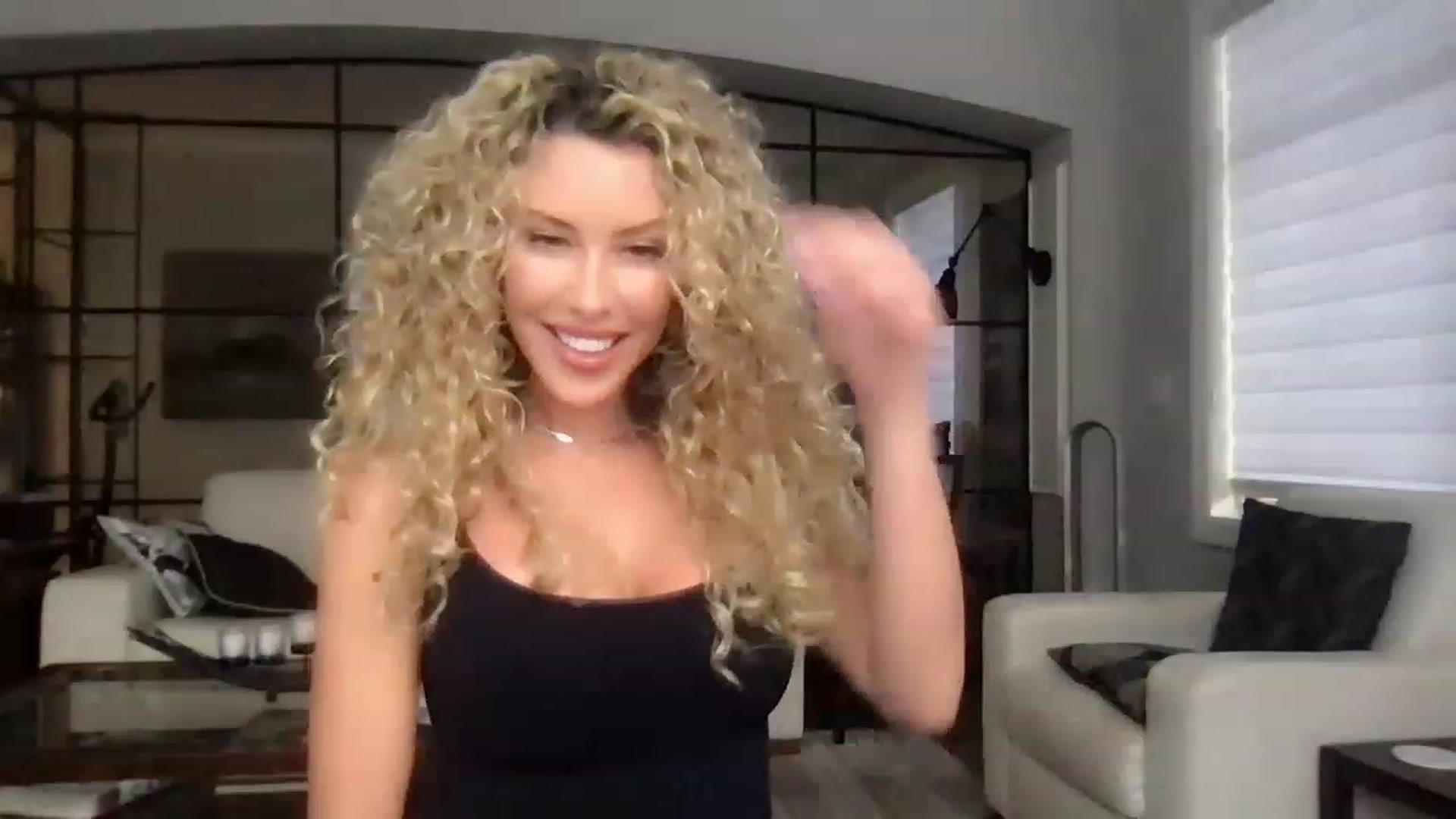 Gallery image thumbnail from SashaWest's myfreecams stream on, 03/03/2023, 01:04 image 2 of 20