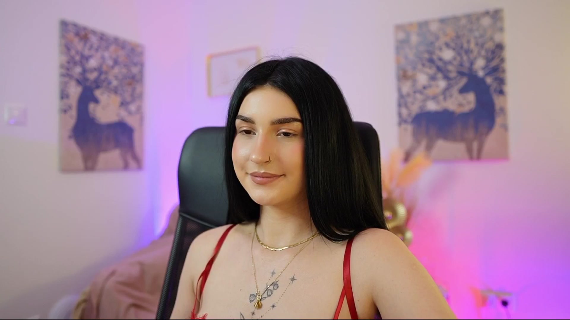 Gallery image thumbnail from Sasha_Blaze18's myfreecams stream on, 04/28/2026, 14:59 image 16 of 20