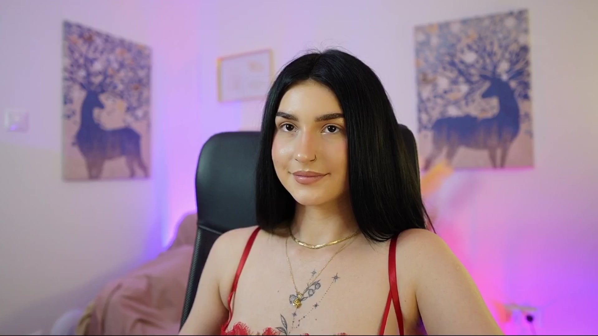 Gallery image thumbnail from Sasha_Blaze18's myfreecams stream on, 04/28/2026, 14:59 image 18 of 20