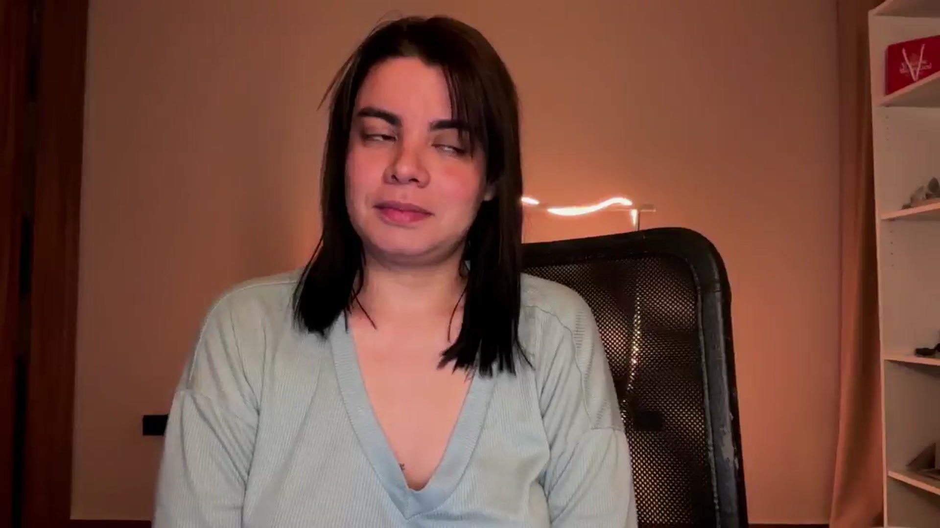 Gallery image thumbnail from Sasha_Noir's myfreecams stream on, 03/22/2026, 03:24 image 7 of 20