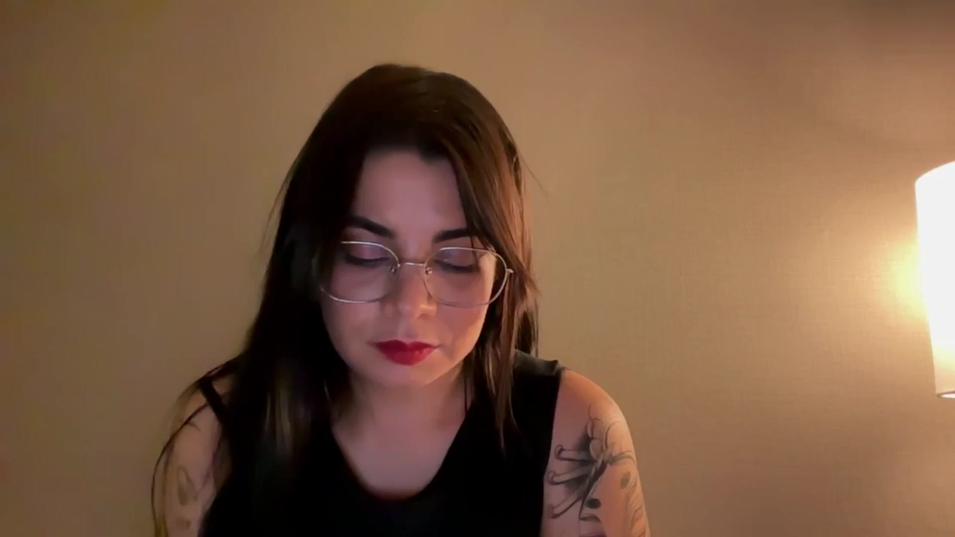 Gallery image thumbnail from Sasha_Noir's myfreecams stream on, 04/24/2026, 14:26 image 18 of 20