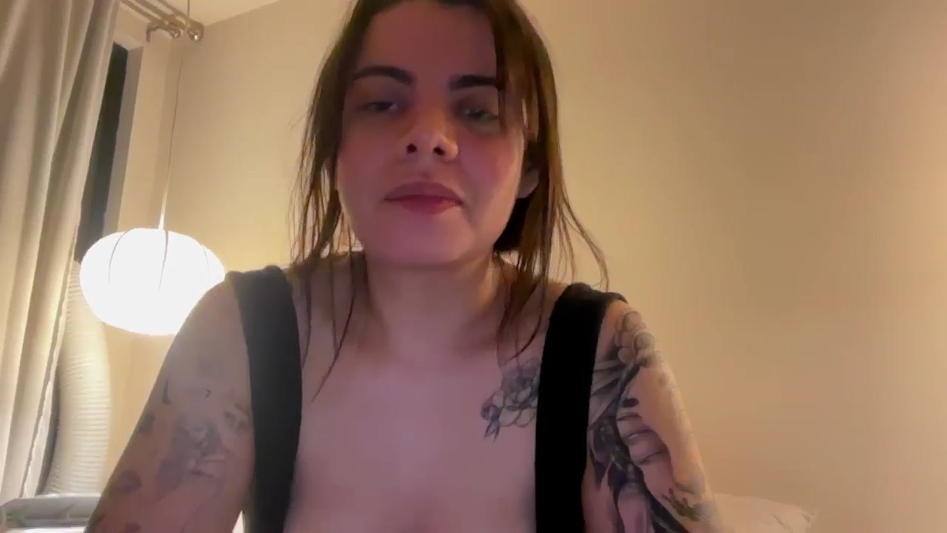 Gallery image thumbnail from Sasha_Noir's myfreecams stream on, 05/03/2026, 08:03 image 18 of 20