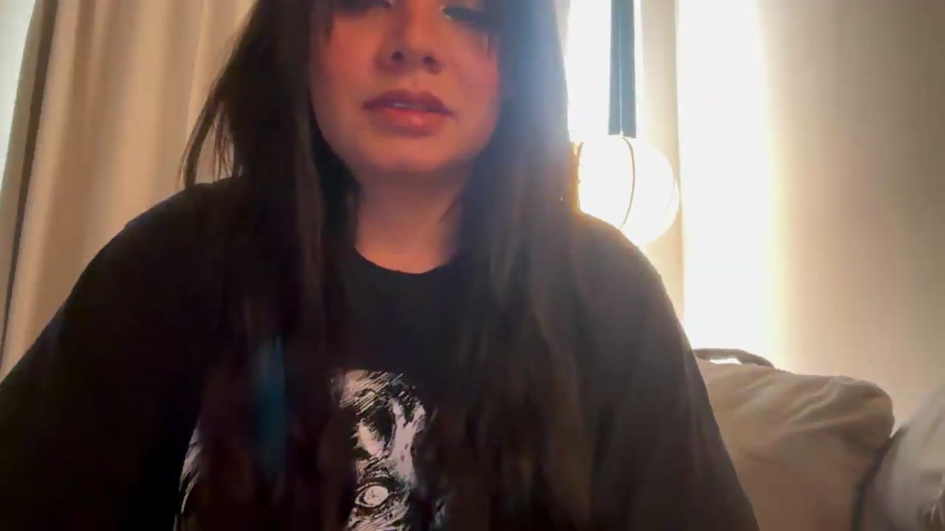 Gallery image thumbnail from Sasha_Noir's myfreecams stream on, 05/08/2026, 24:00 image 3 of 20