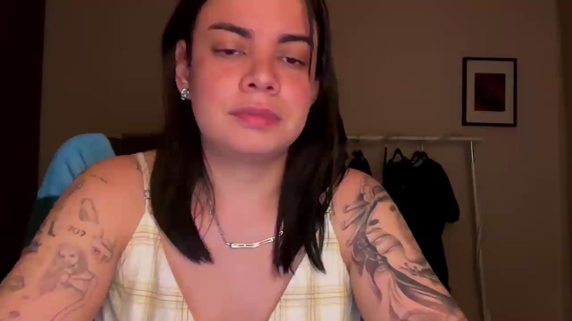 Gallery image thumbnail from Sasha_Noir's myfreecams stream on, 05/18/2026, 03:24 image 20 of 20