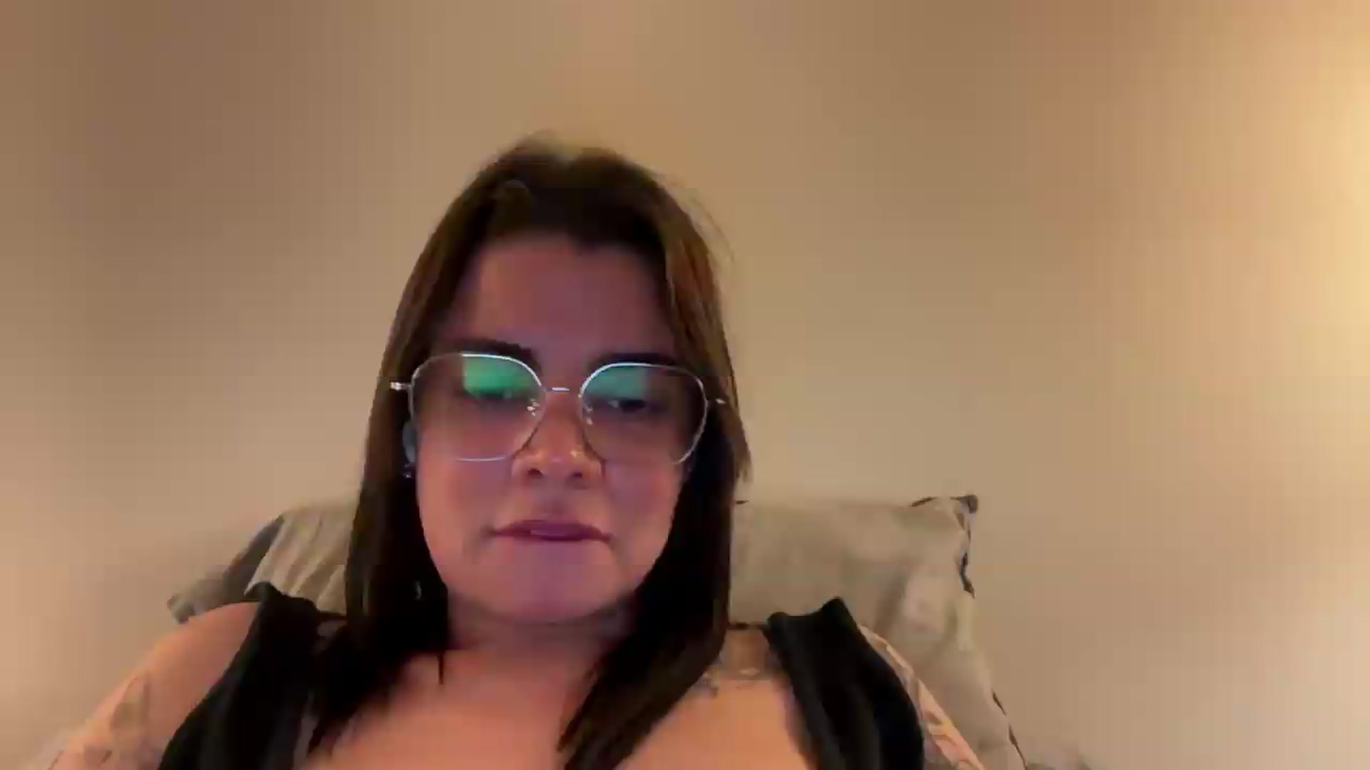 Gallery image thumbnail from Sasha_Noir's myfreecams stream on, 06/01/2026, 03:20 image 6 of 20