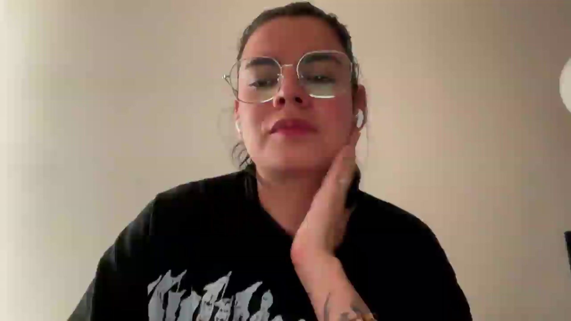 Gallery image thumbnail from Sasha_Noir's myfreecams stream on, 06/13/2026, 23:13 image 20 of 20