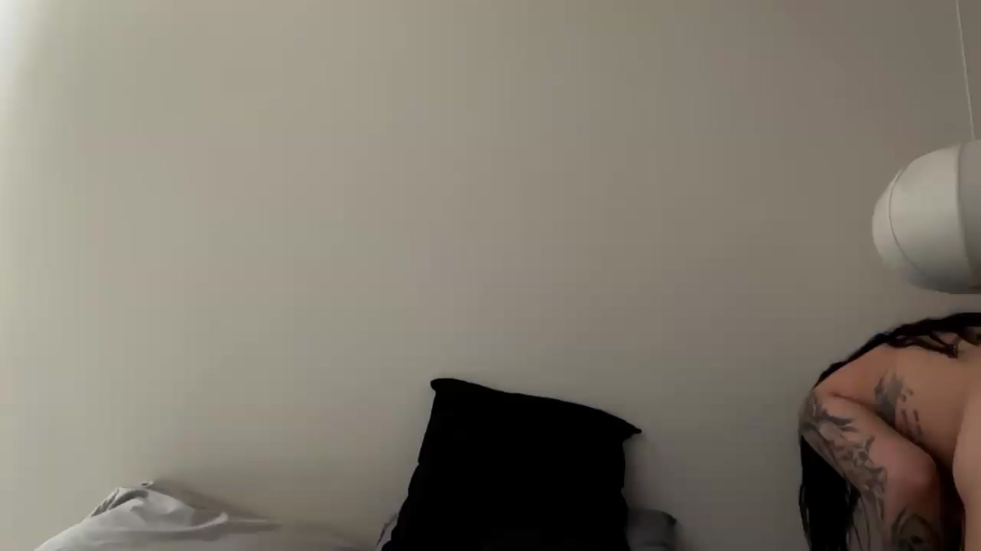 Gallery image thumbnail from Sasha_Noir's myfreecams stream on, 06/19/2026, 20:24 image 1 of 20