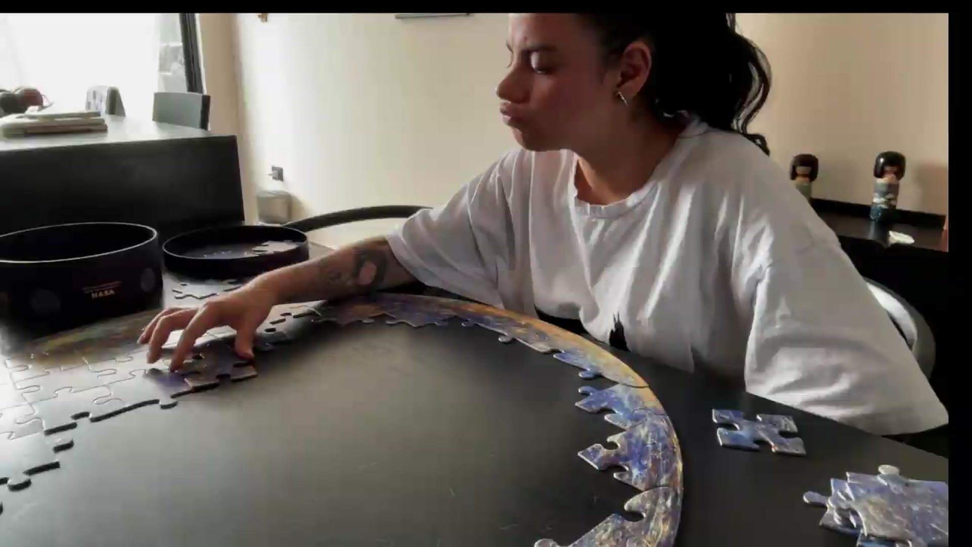 Gallery image thumbnail from Sasha_Noir's myfreecams stream on, 06/21/2026, 22:45 image 4 of 20