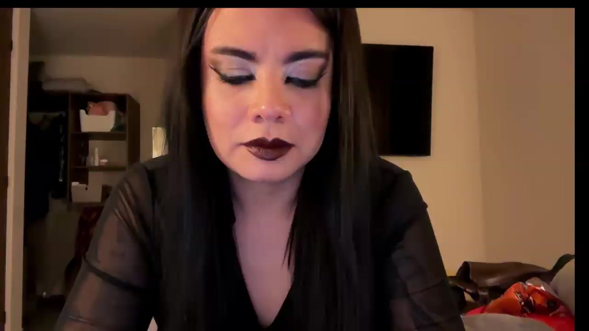 Gallery image thumbnail from Sasha_Noir's myfreecams stream on, 06/22/2026, 03:13 image 13 of 20