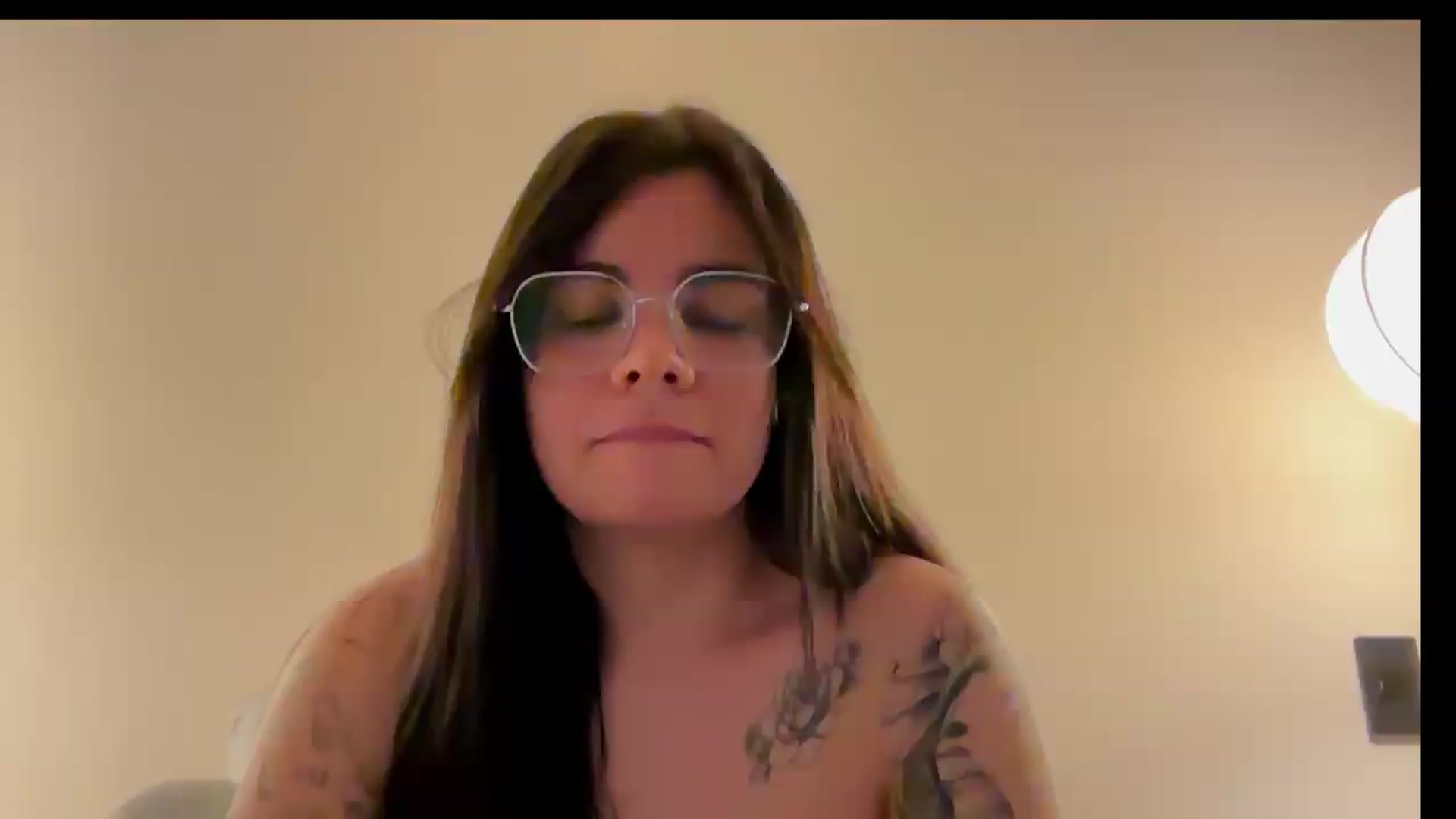 Gallery image thumbnail from Sasha_Noir's myfreecams stream on, 06/25/2026, 23:24 image 1 of 20