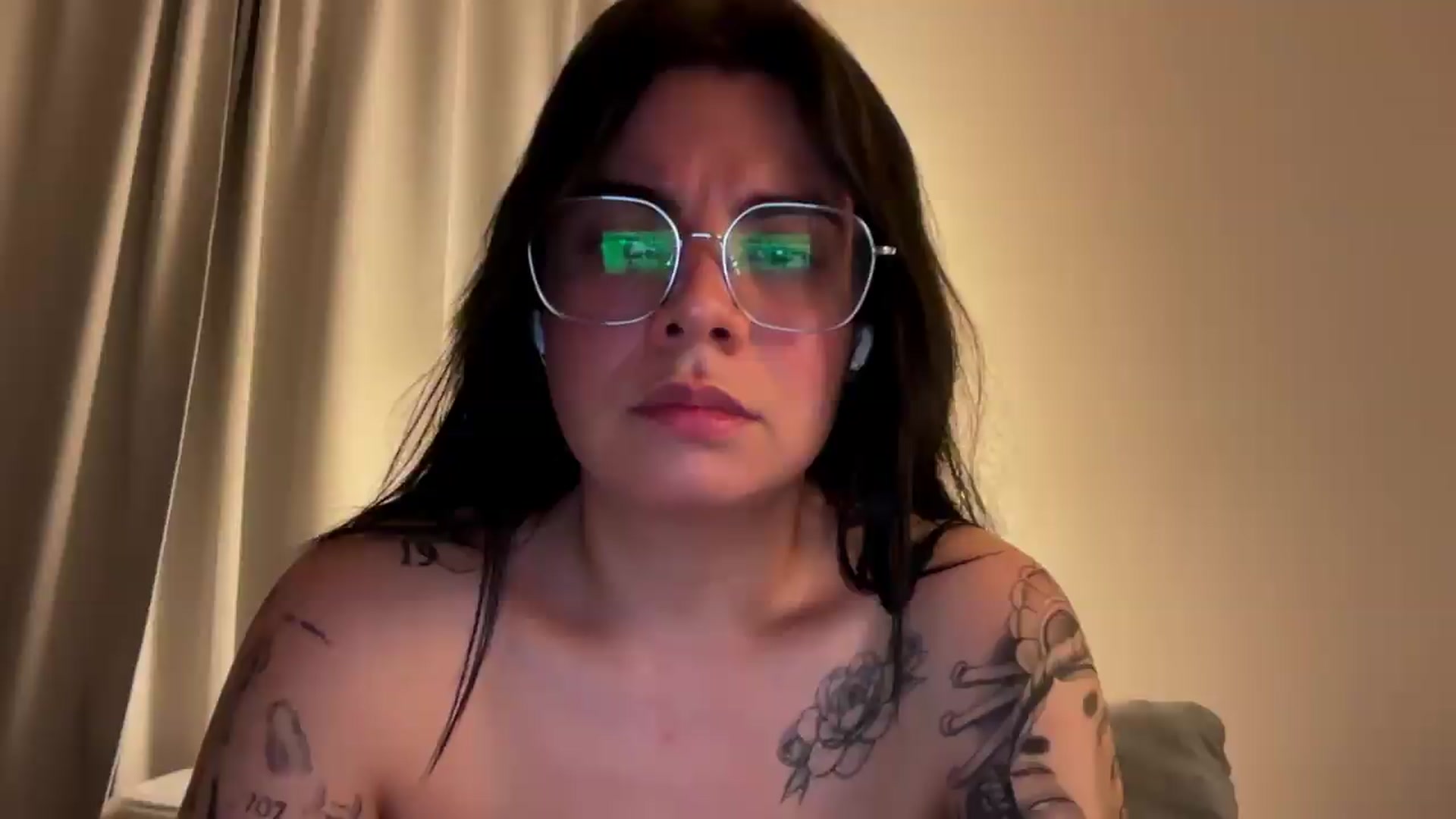 Gallery image thumbnail from Sasha_Noir's myfreecams stream on, 06/29/2026, 02:48 image 20 of 20