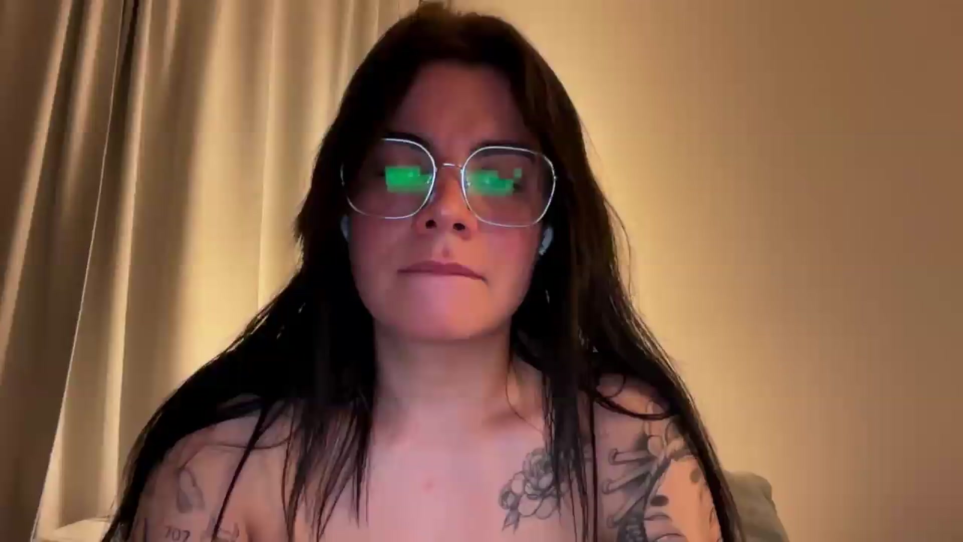 Gallery image thumbnail from Sasha_Noir's myfreecams stream on, 06/29/2026, 02:48 image 14 of 20