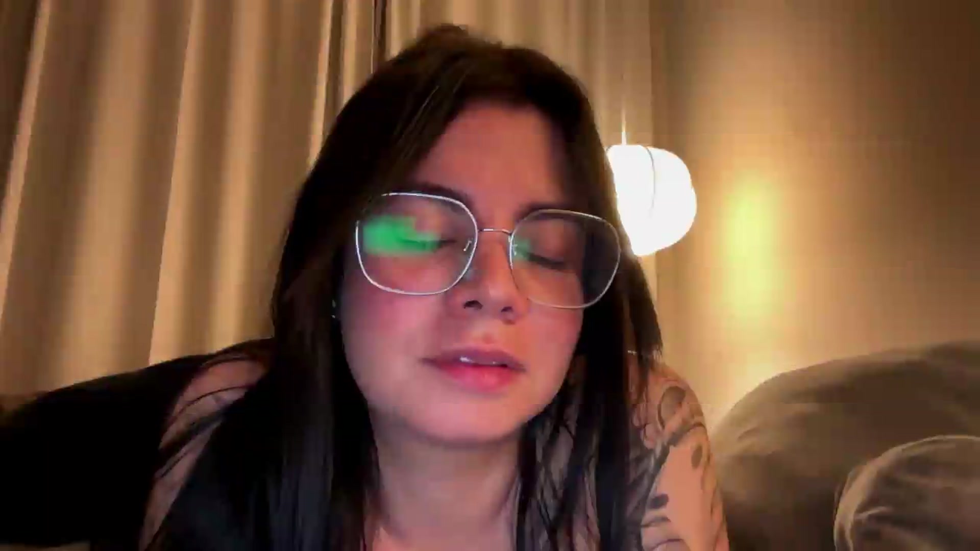 Gallery image thumbnail from Sasha_Noir's myfreecams stream on, 06/29/2026, 03:17 image 2 of 20