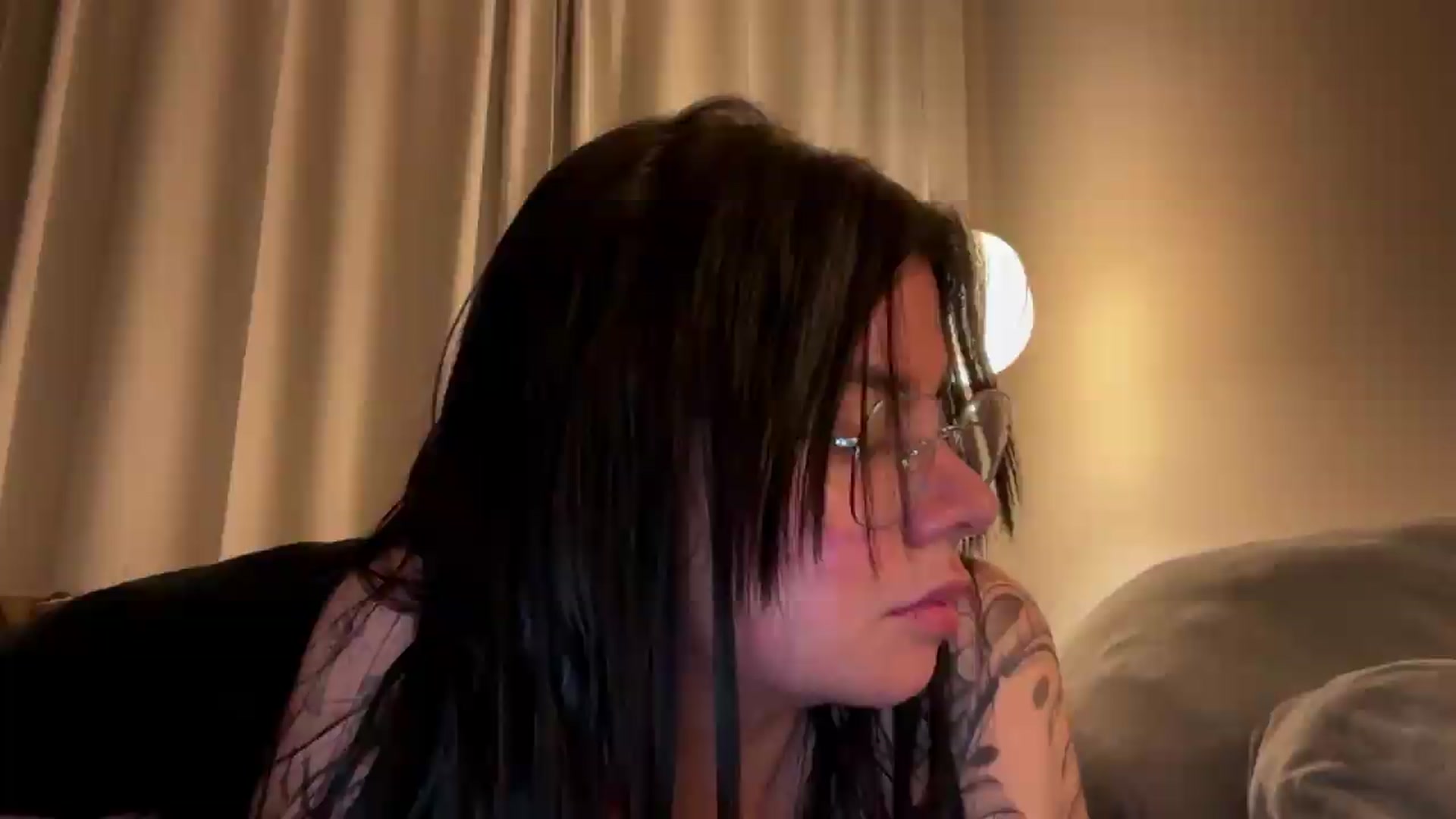 Gallery image thumbnail from Sasha_Noir's myfreecams stream on, 06/29/2026, 03:17 image 4 of 20