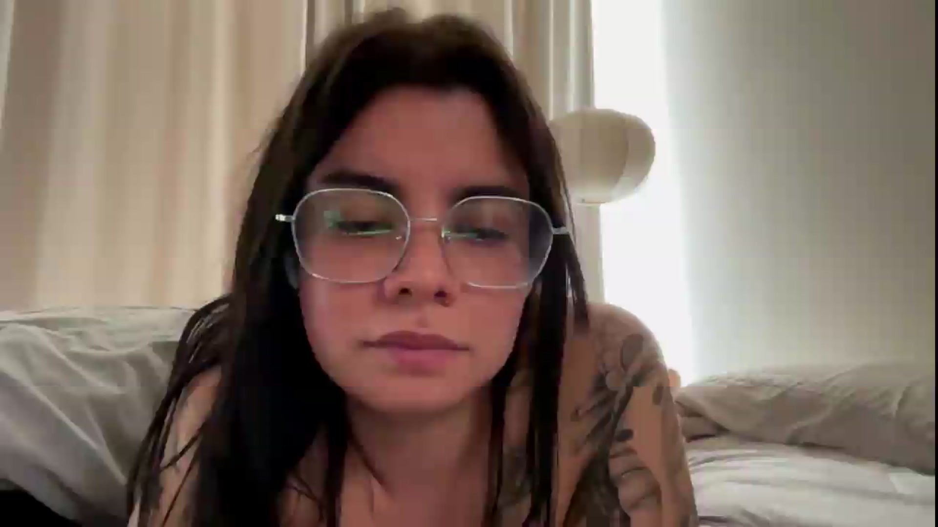 Gallery image thumbnail from Sasha_Noir's myfreecams stream on, 06/29/2026, 22:25 image 1 of 20