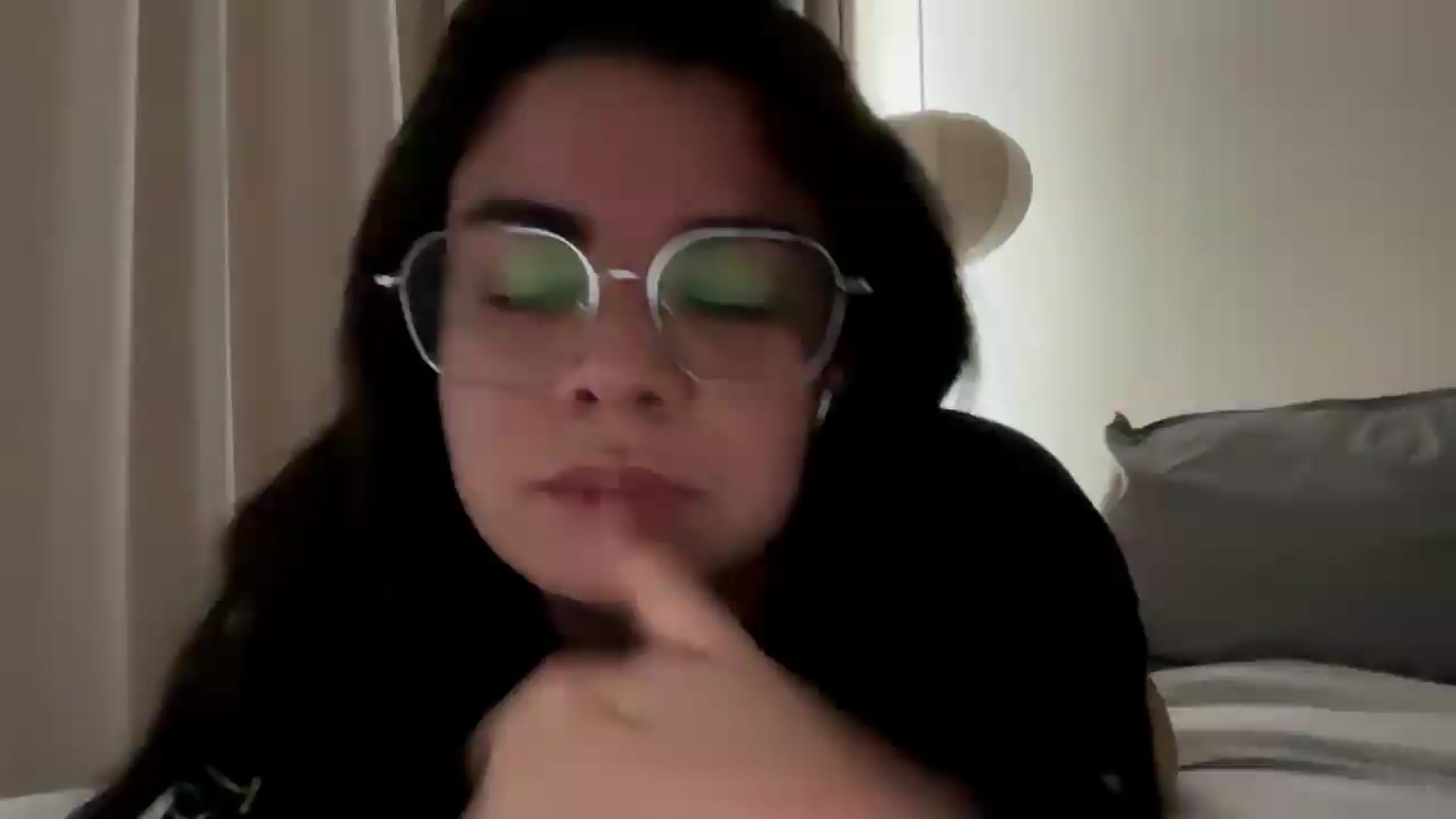 Gallery image thumbnail from Sasha_Noir's myfreecams stream on, 07/08/2026, 23:40 image 7 of 20