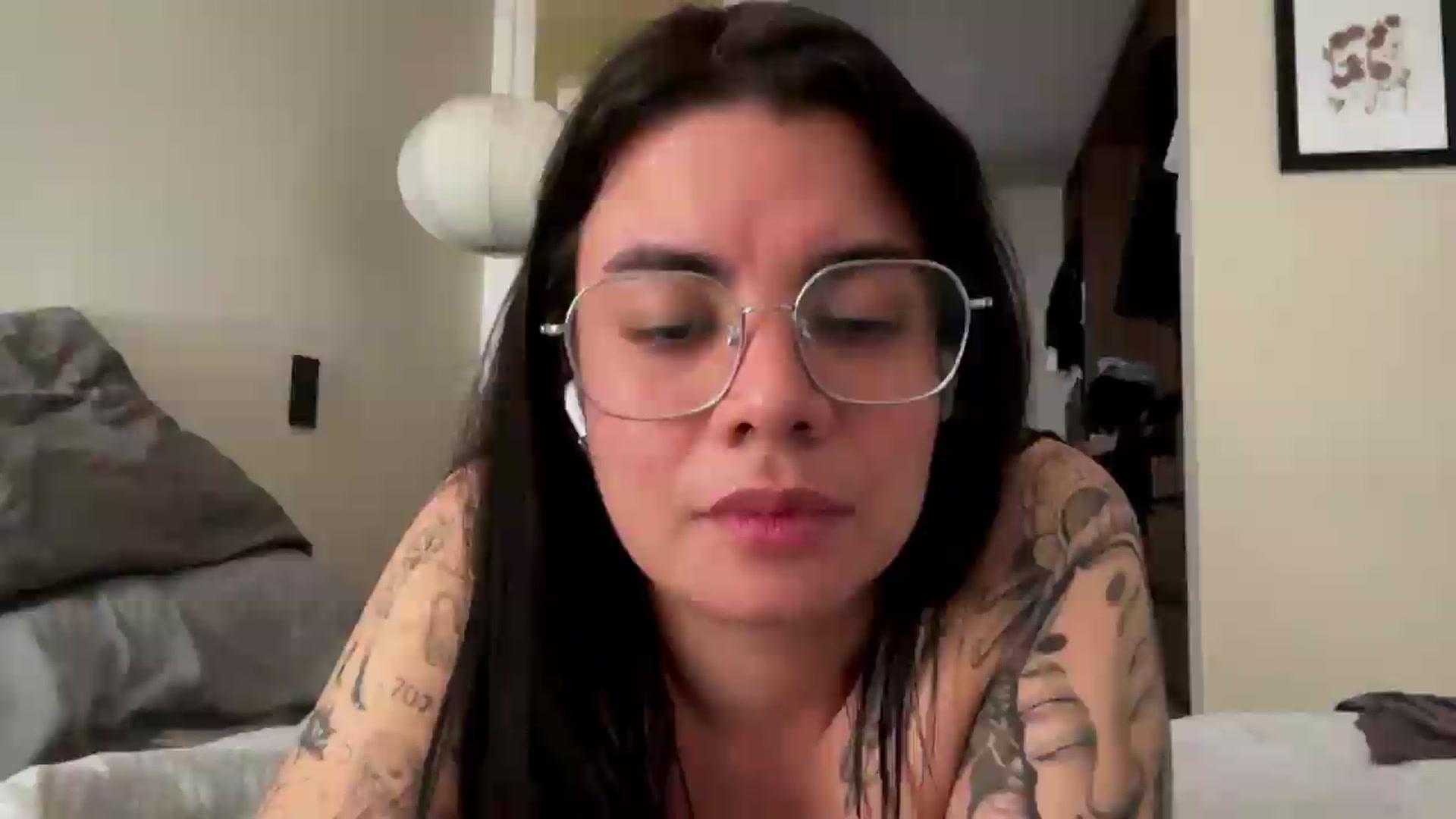 Gallery image thumbnail from Sasha_Noir's myfreecams stream on, 07/09/2026, 22:37 image 18 of 20