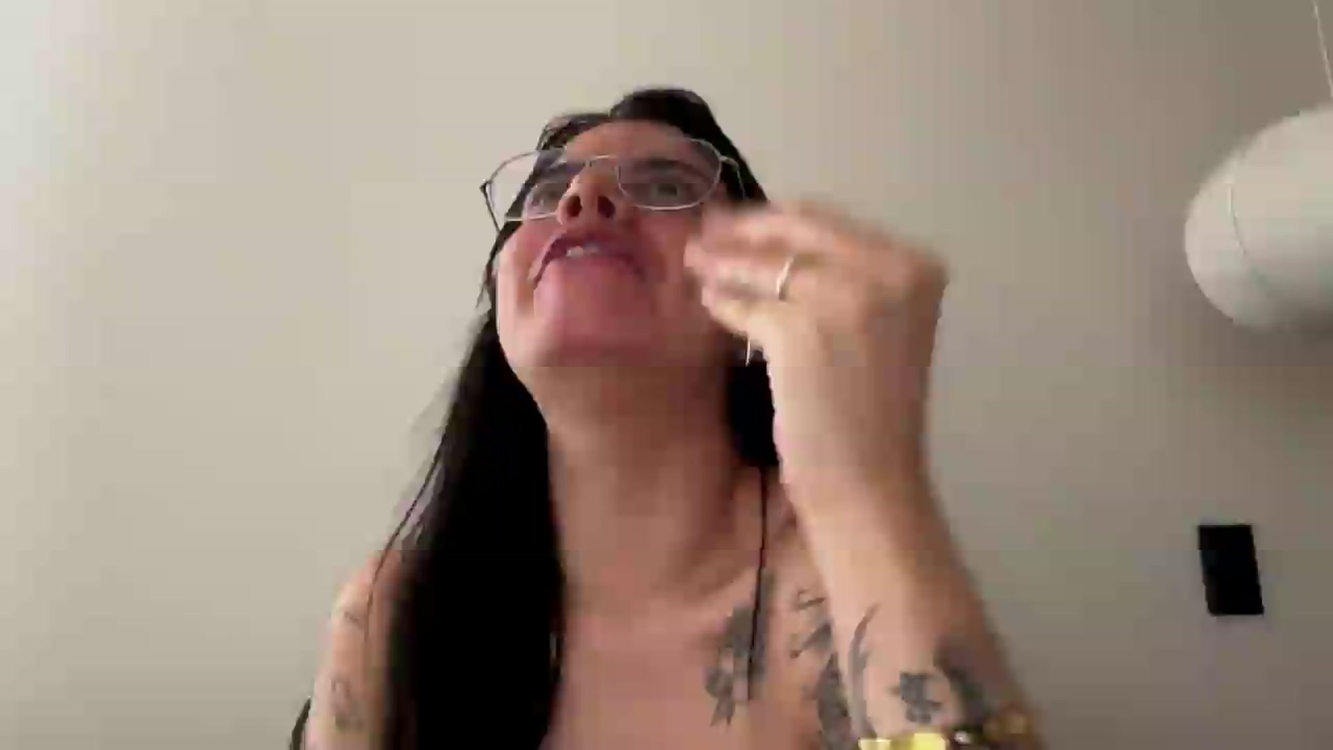 Gallery image thumbnail from Sasha_Noir's myfreecams stream on, 07/10/2026, 21:16 image 9 of 20