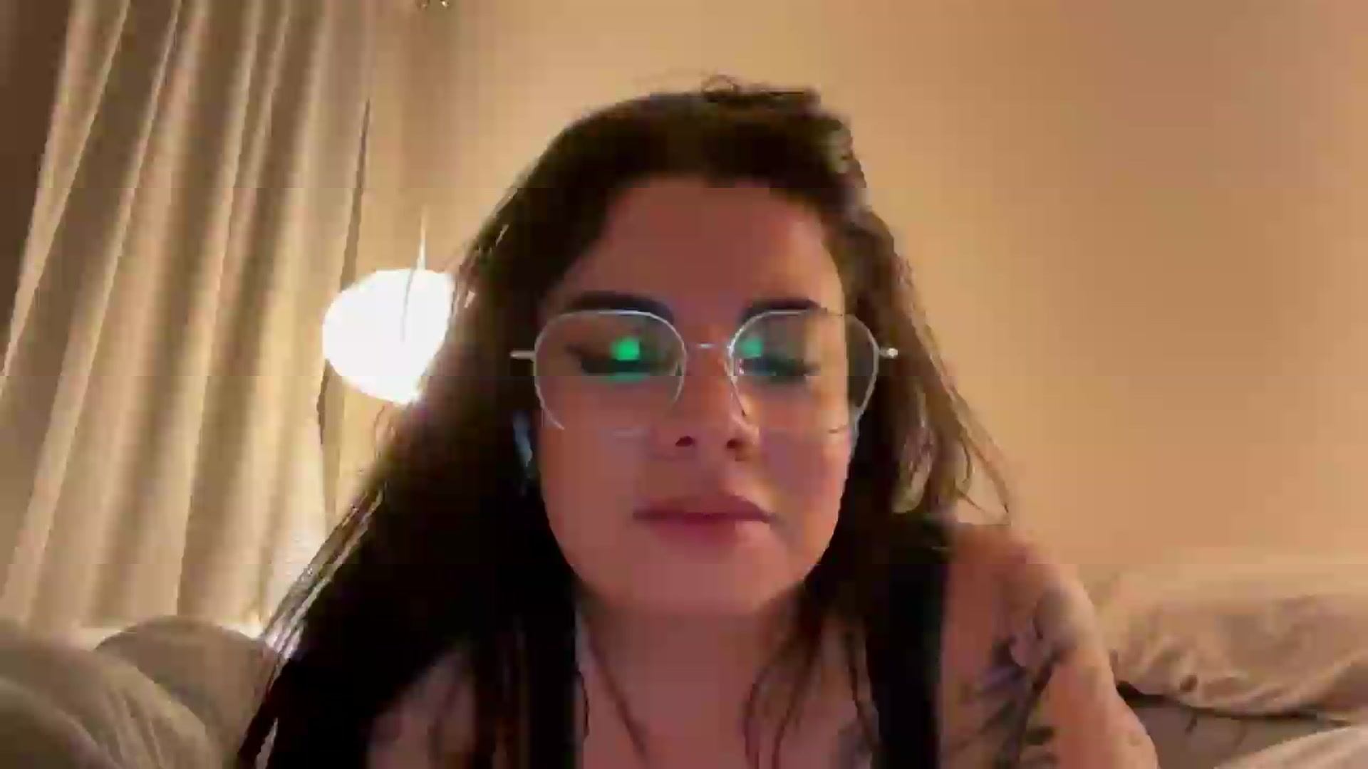 Gallery image thumbnail from Sasha_Noir's myfreecams stream on, 08/03/2026, 03:31 image 10 of 20
