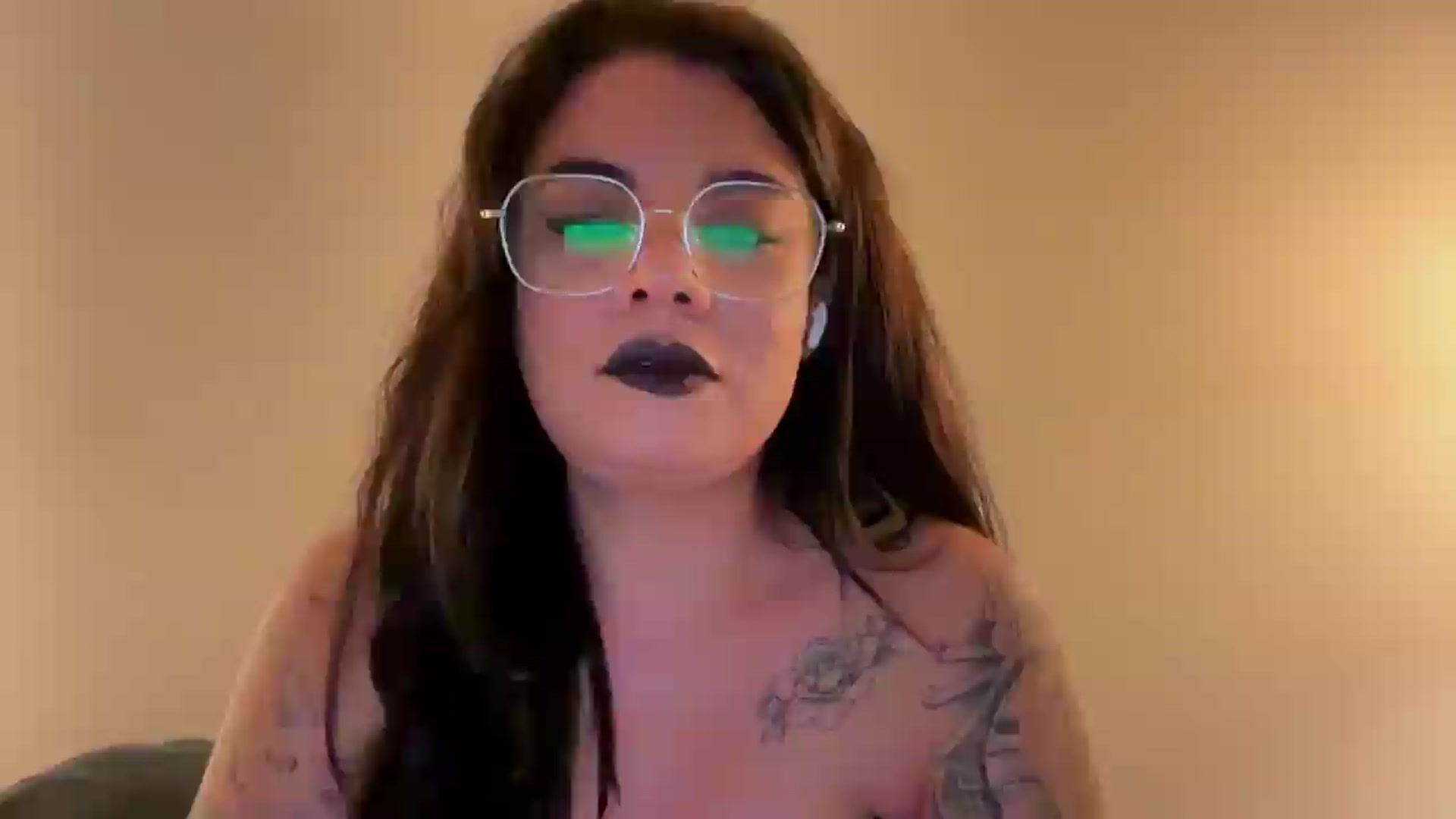 Gallery image thumbnail from Sasha_Noir's myfreecams stream on, 08/05/2026, 23:15 image 12 of 20