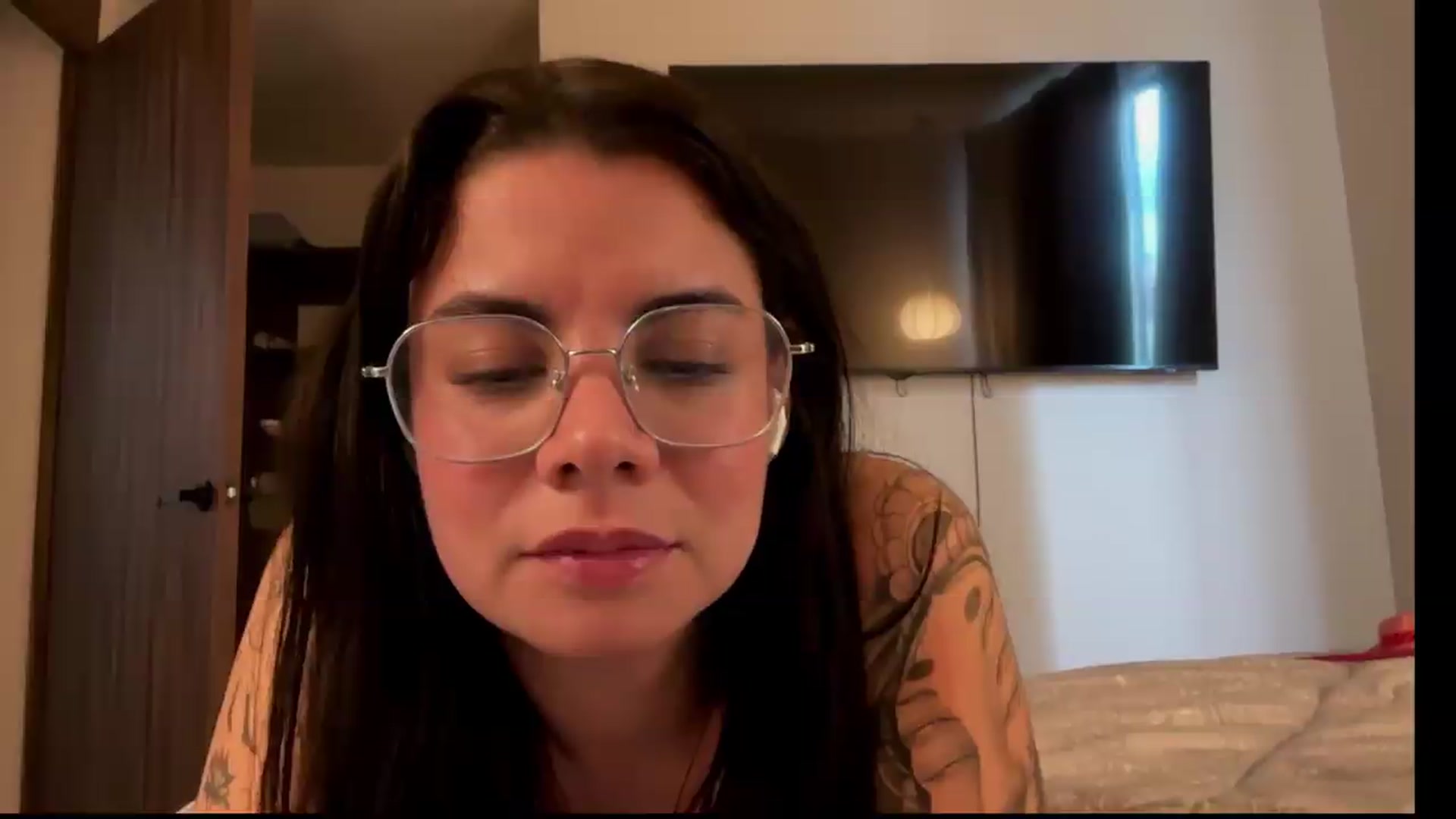 Gallery image thumbnail from Sasha_Noir's myfreecams stream on, 08/09/2026, 23:17 image 8 of 20