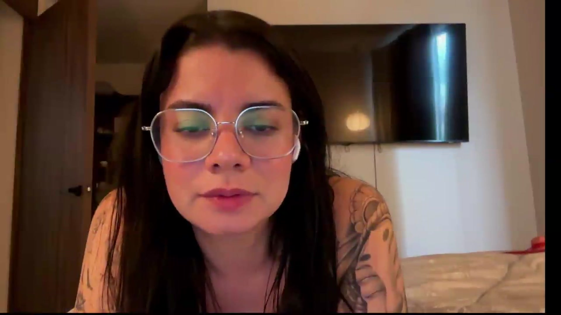 Gallery image thumbnail from Sasha_Noir's myfreecams stream on, 08/09/2026, 23:17 image 11 of 20