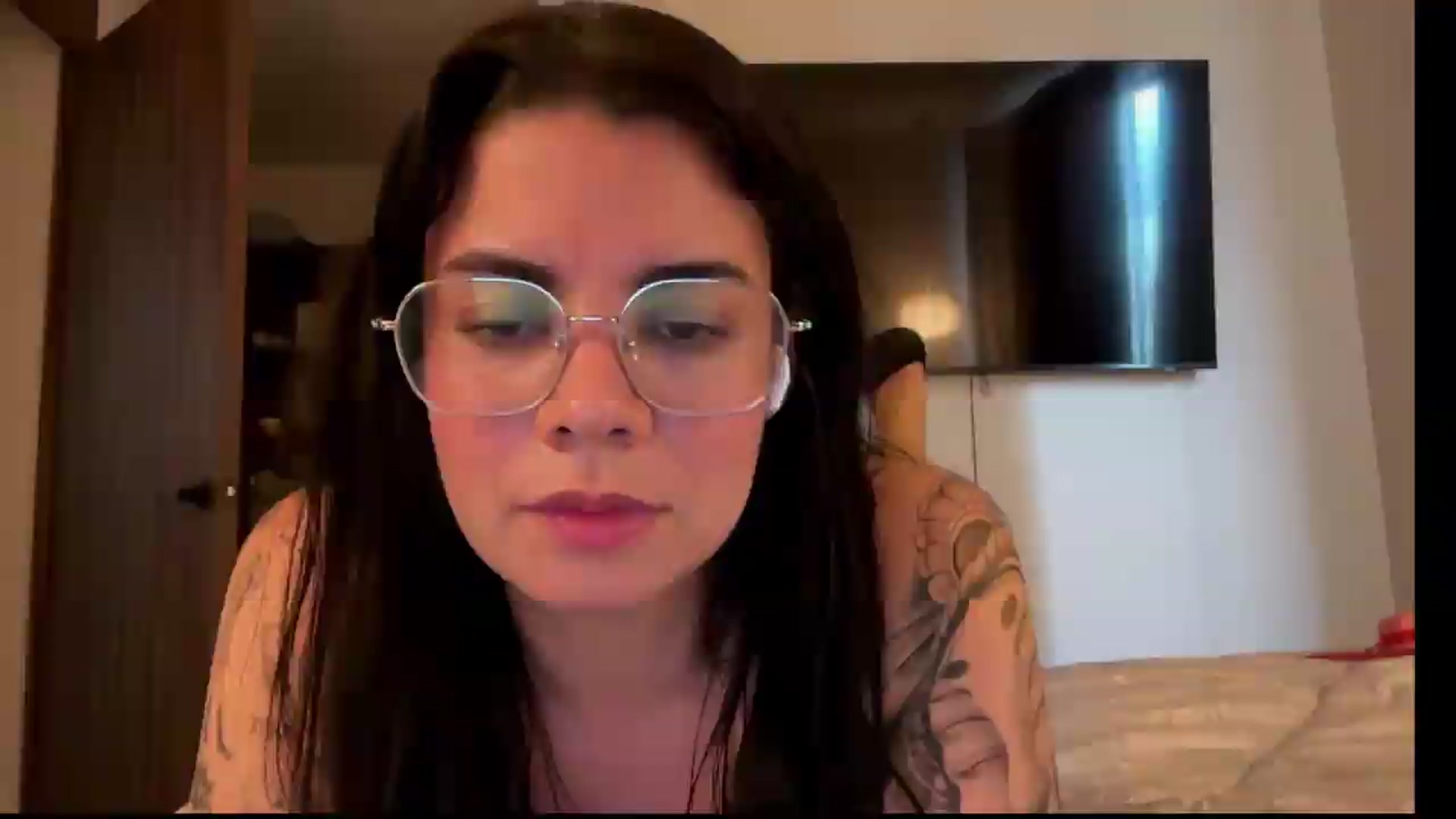 Gallery image thumbnail from Sasha_Noir's myfreecams stream on, 08/09/2026, 23:17 image 12 of 20