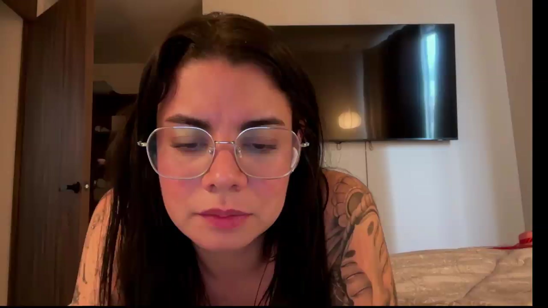 Gallery image thumbnail from Sasha_Noir's myfreecams stream on, 08/09/2026, 23:17 image 7 of 20