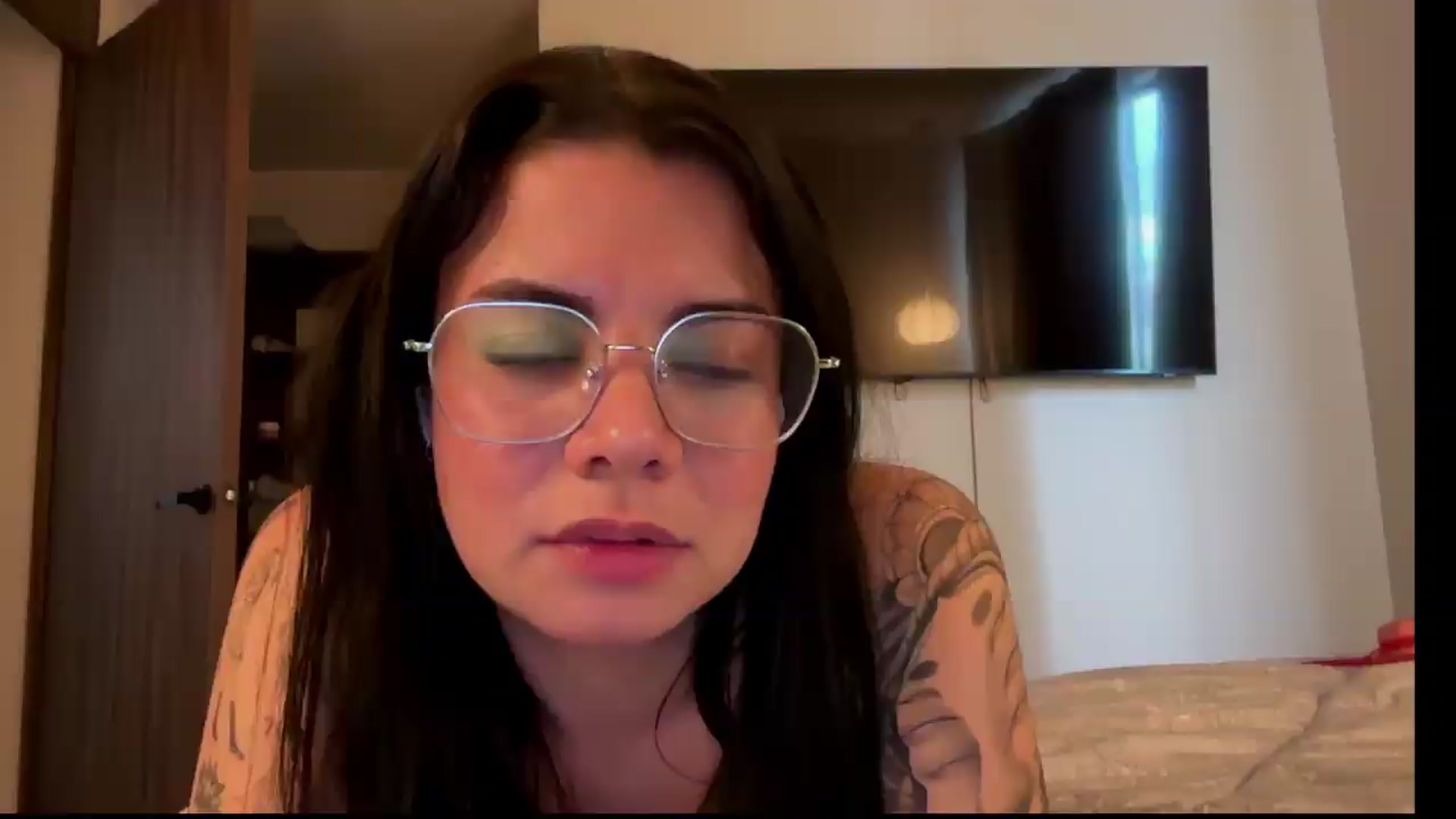 Gallery image thumbnail from Sasha_Noir's myfreecams stream on, 08/09/2026, 23:17 image 3 of 20