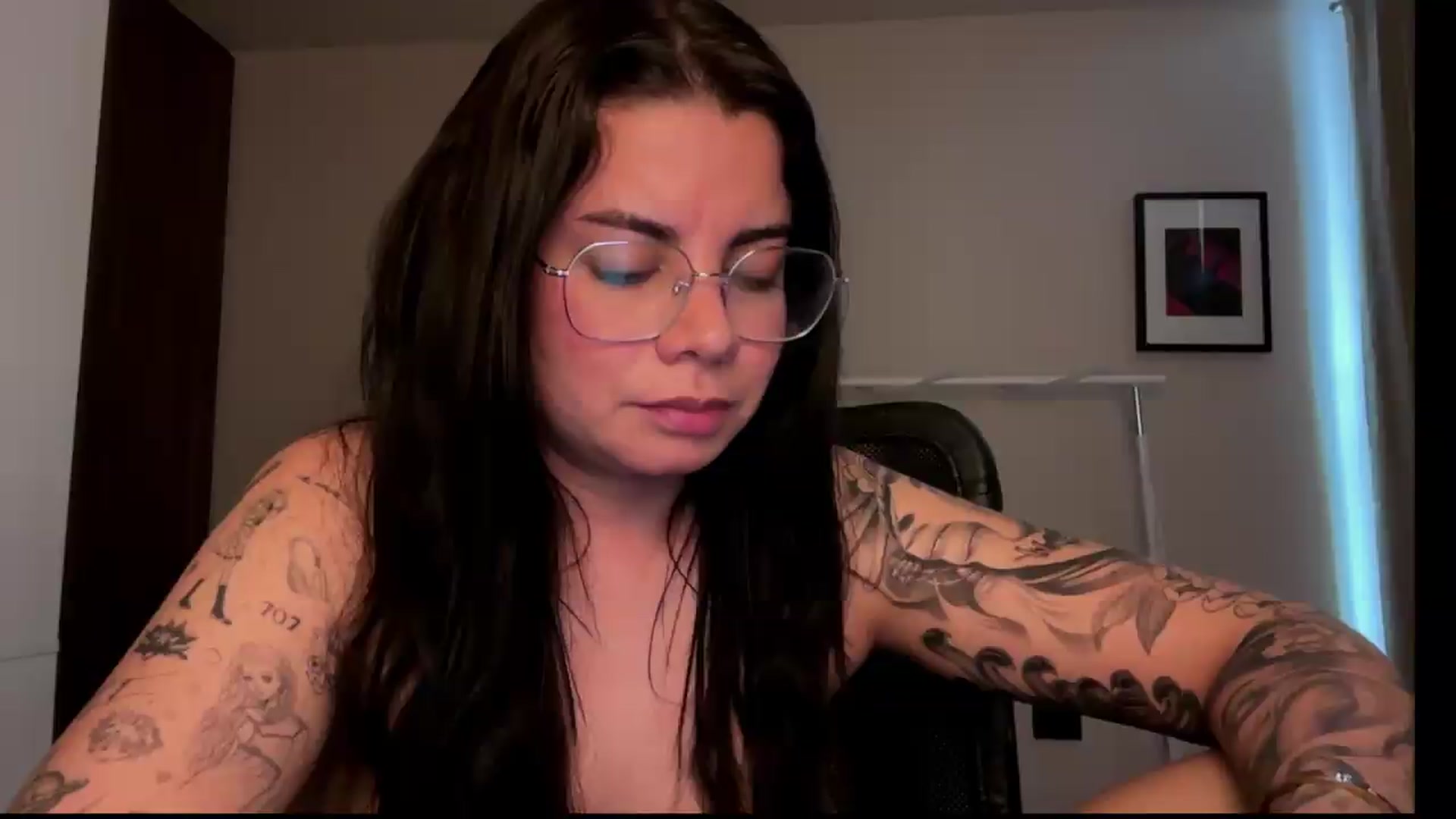 Gallery image thumbnail from Sasha_Noir's myfreecams stream on, 08/09/2026, 23:31 image 2 of 20