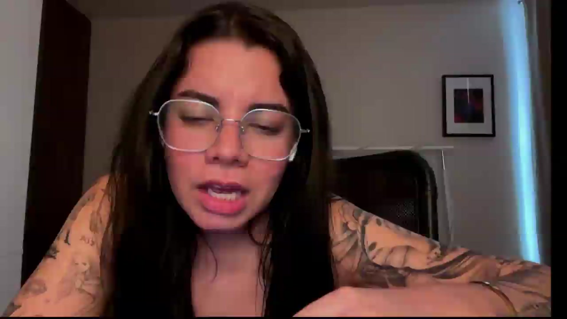Gallery image thumbnail from Sasha_Noir's myfreecams stream on, 08/09/2026, 23:31 image 11 of 20