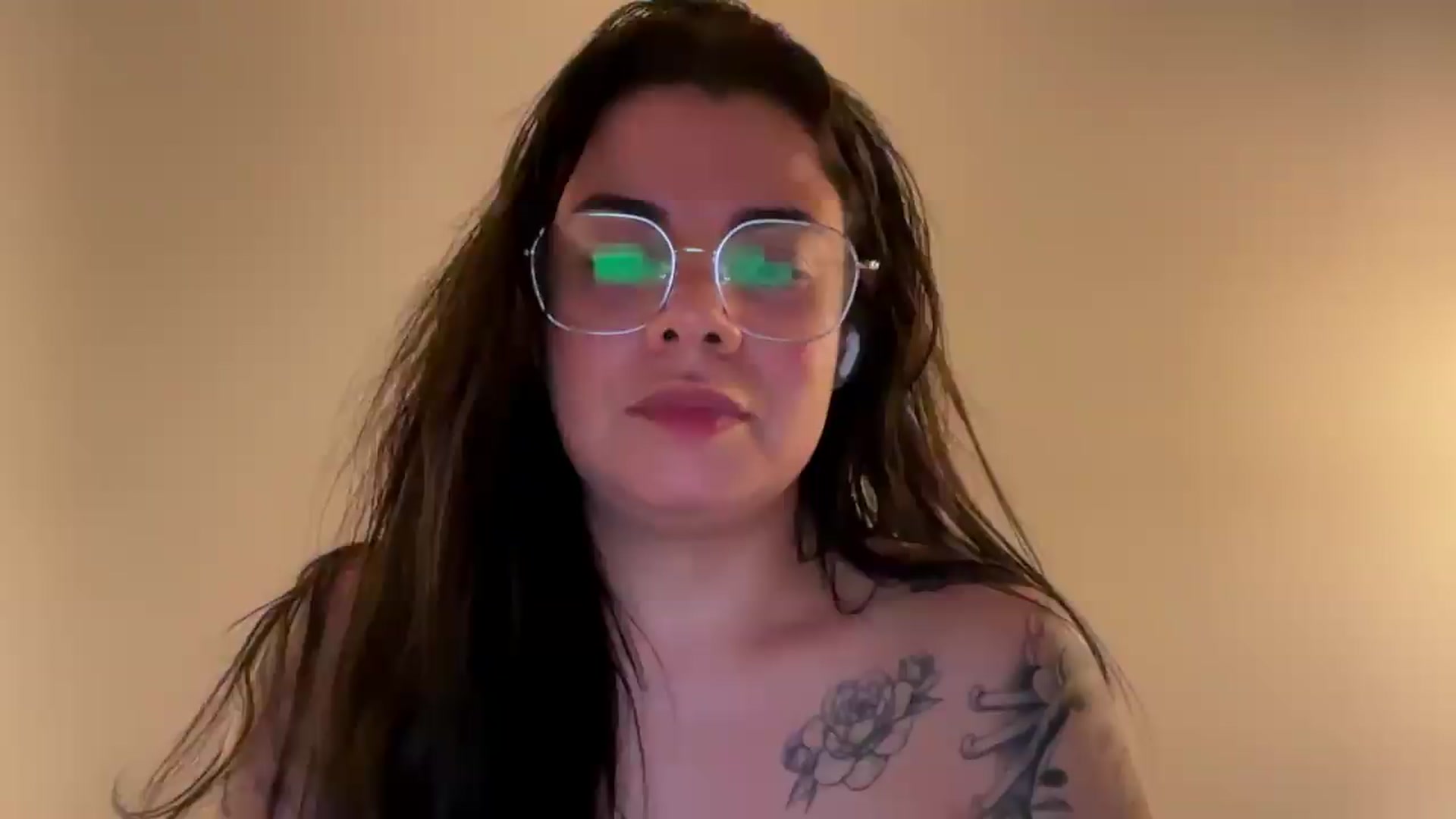 Gallery image thumbnail from Sasha_Noir's myfreecams stream on, 08/11/2026, 24:54 image 15 of 20