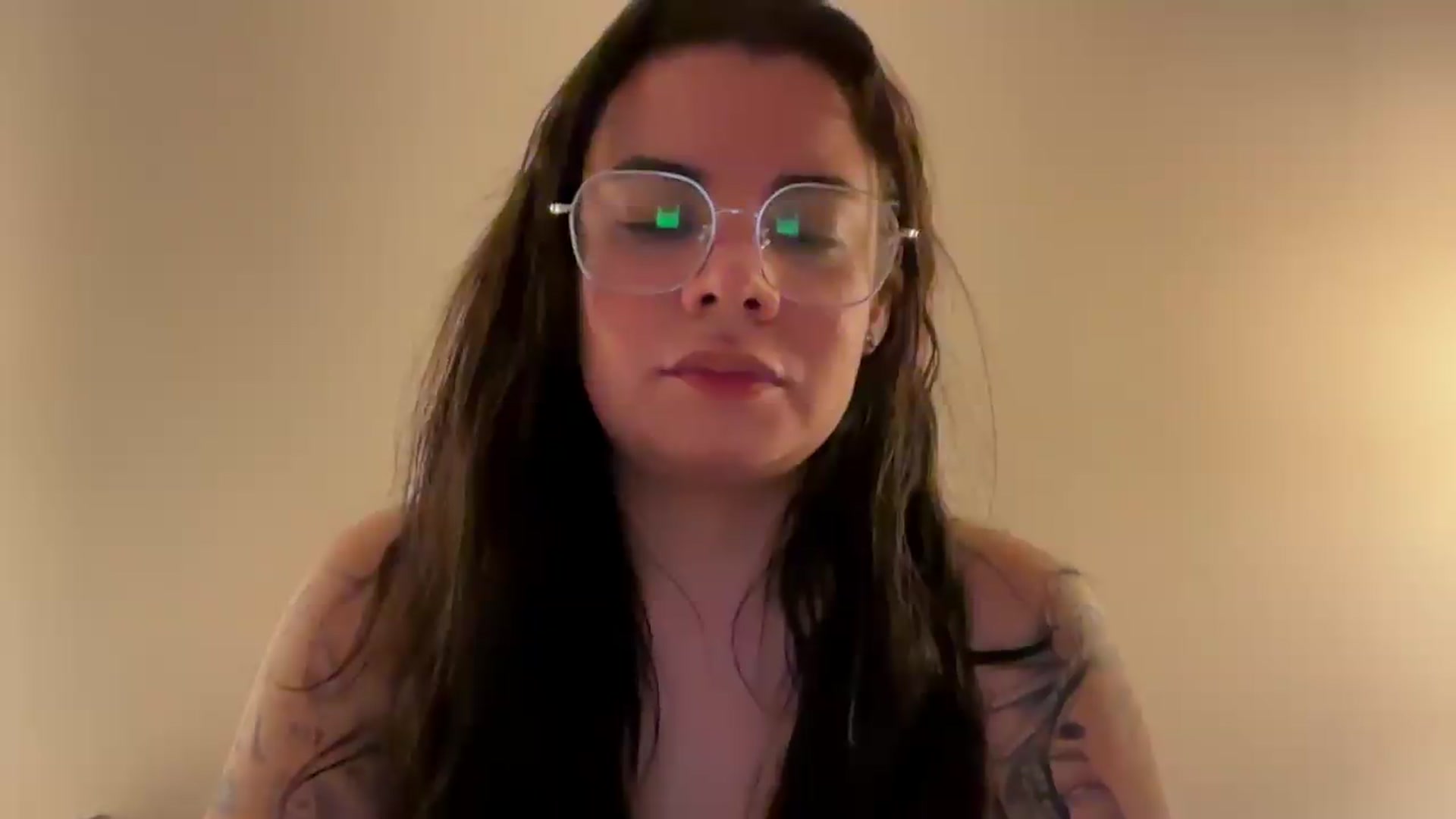 Gallery image thumbnail from Sasha_Noir's myfreecams stream on, 08/11/2026, 24:54 image 3 of 20