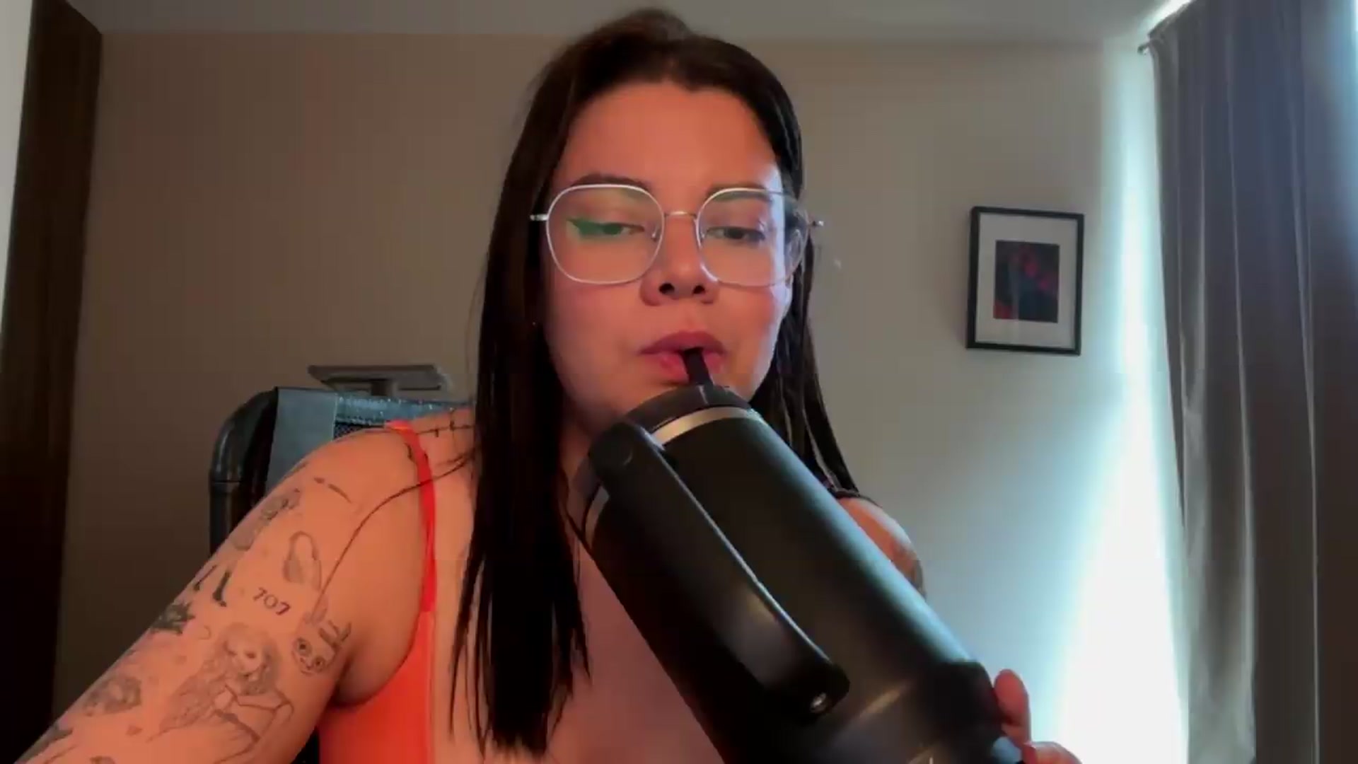 Gallery image thumbnail from Sasha_Noir's myfreecams stream on, 08/17/2026, 23:06 image 20 of 20