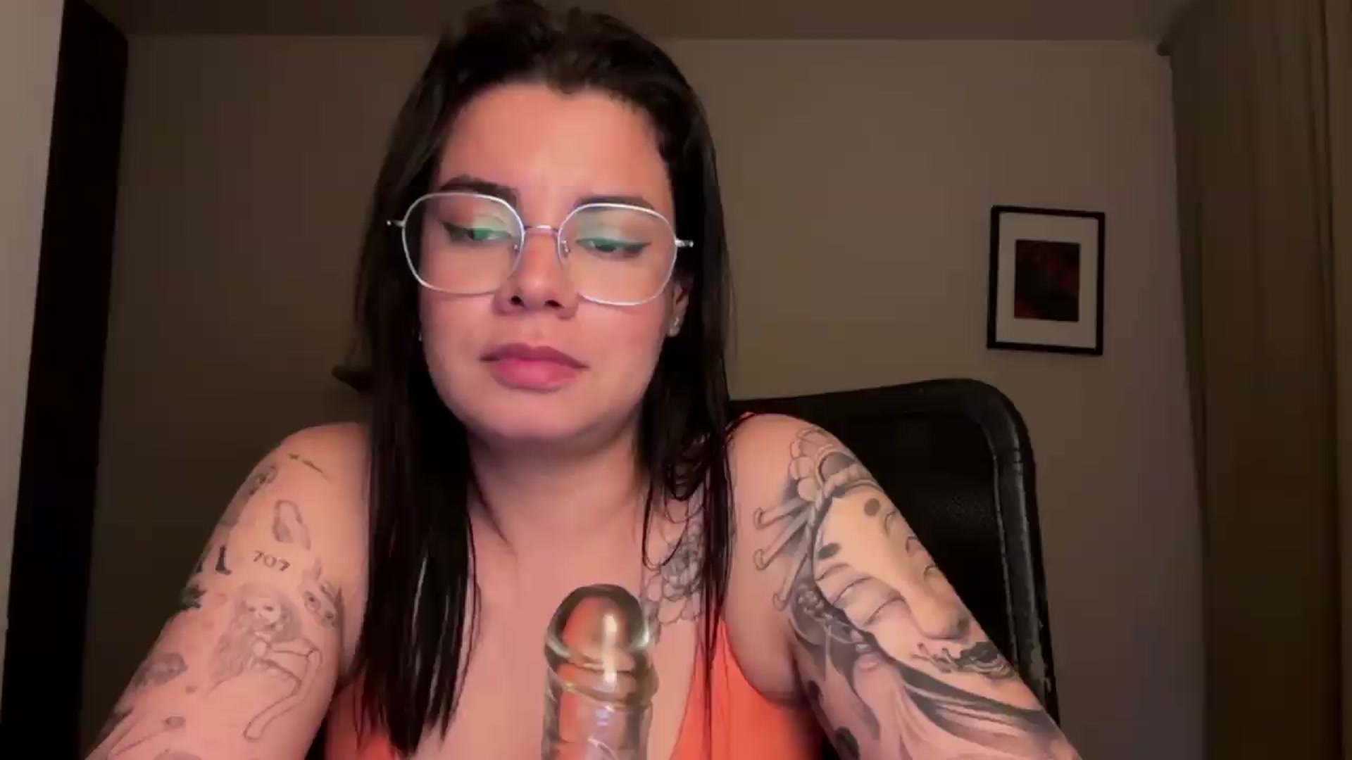 Gallery image thumbnail from Sasha_Noir's myfreecams stream on, 08/18/2026, 02:09 image 3 of 20