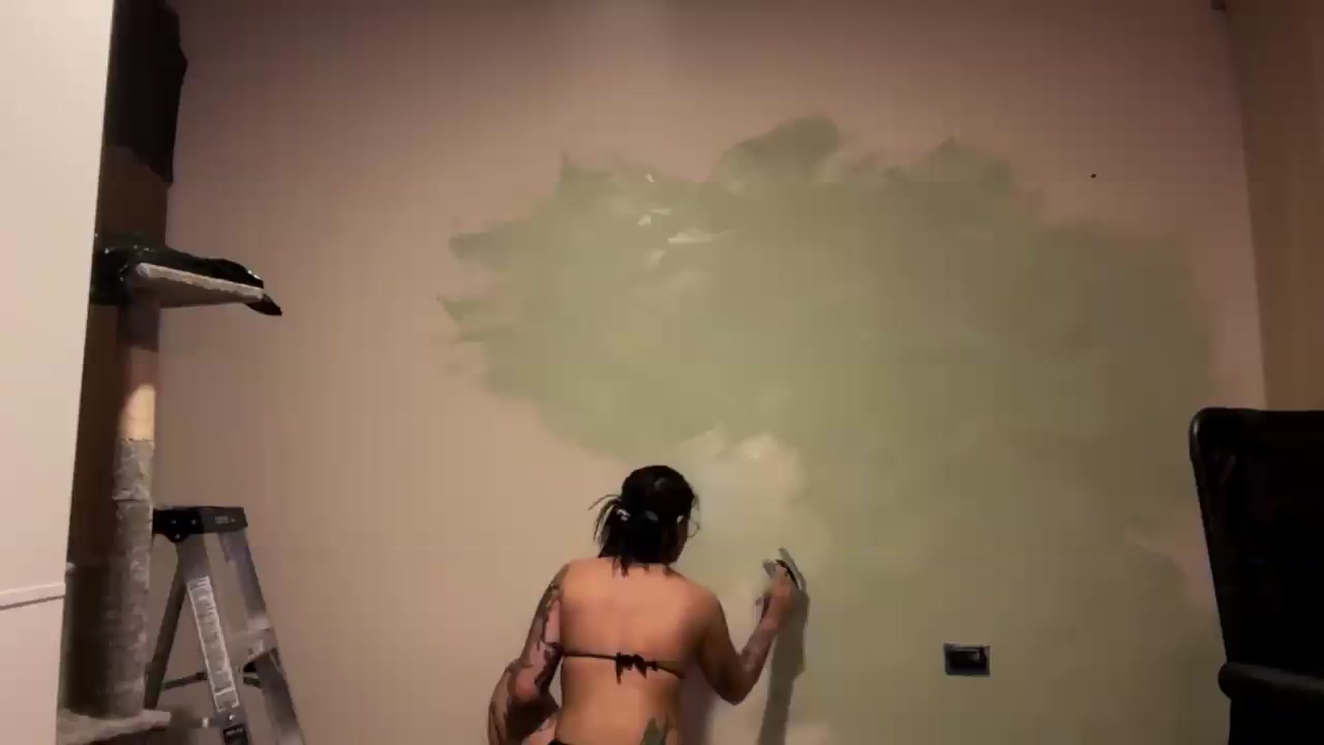 Gallery image thumbnail from Sasha_Noir's myfreecams stream on, 08/20/2026, 02:12 image 3 of 20