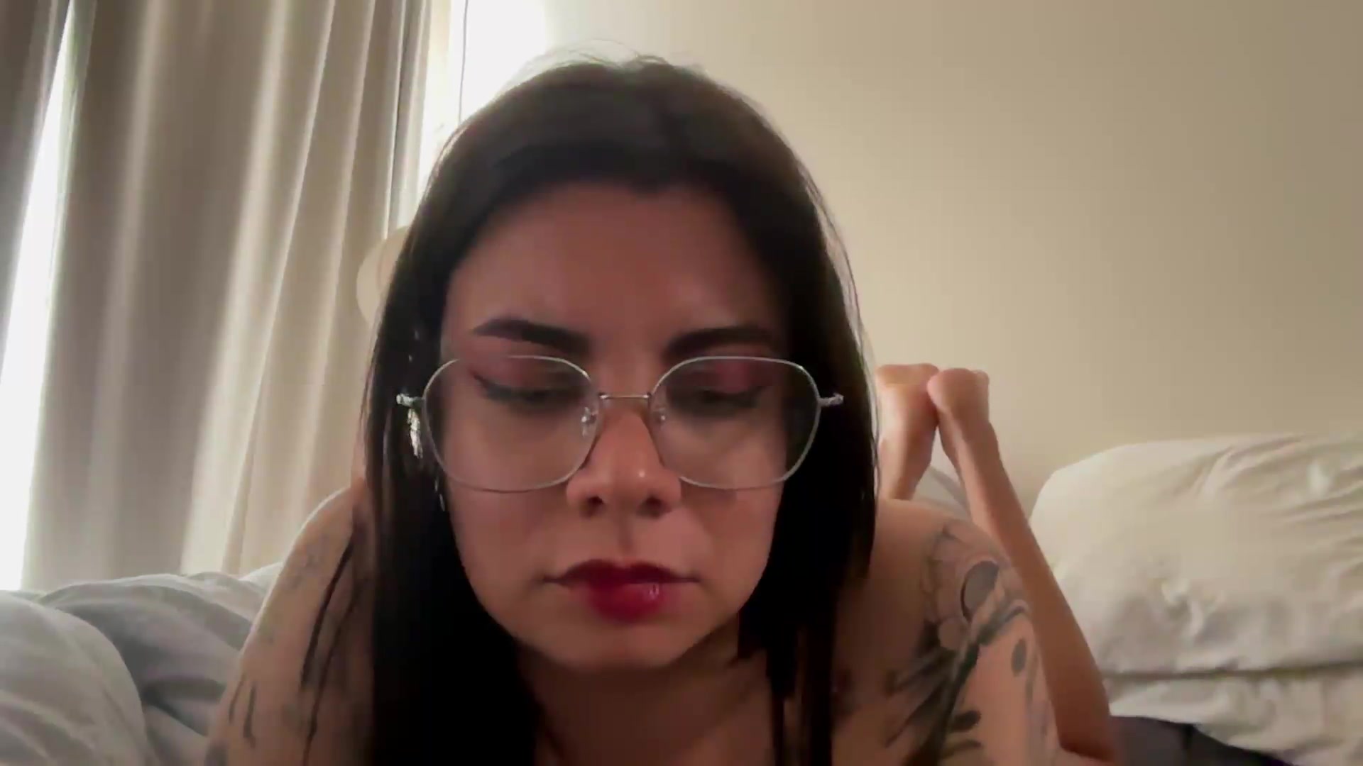 Gallery image thumbnail from Sasha_Noir's myfreecams stream on, 08/23/2026, 22:54 image 13 of 20