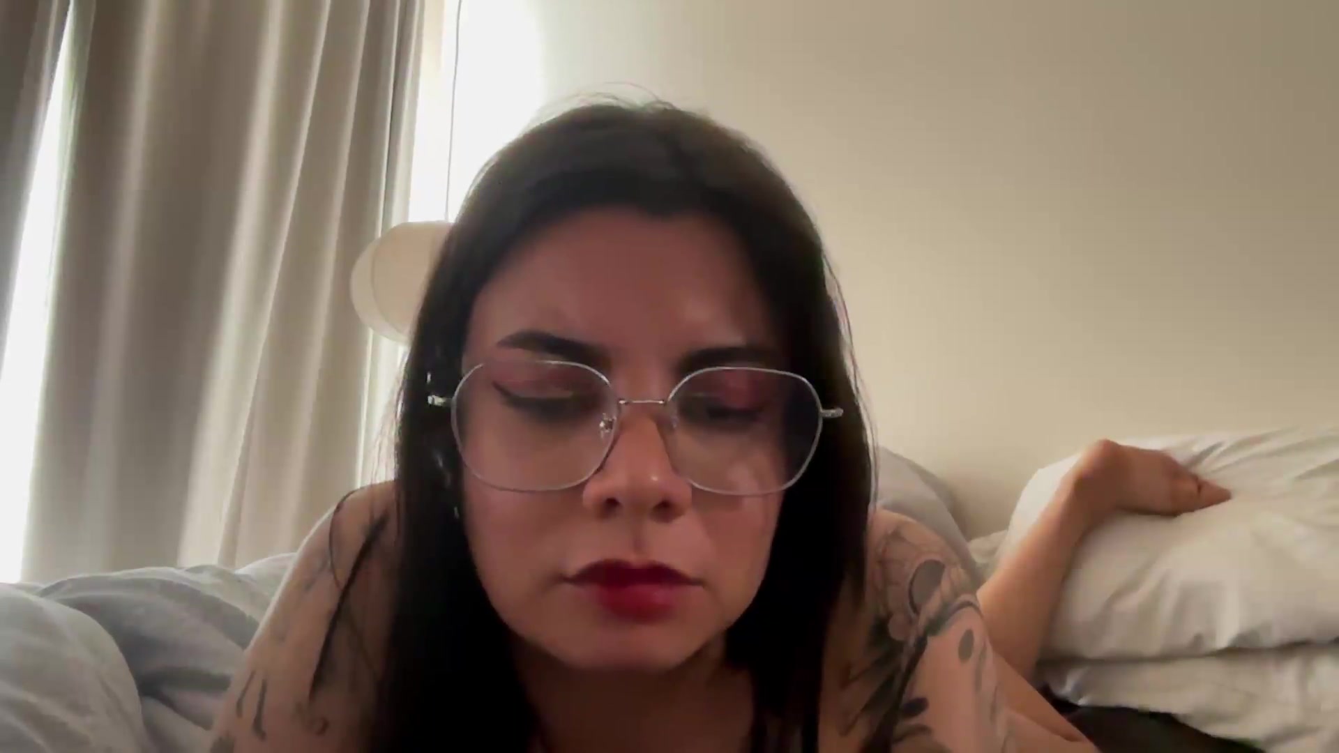 Gallery image thumbnail from Sasha_Noir's myfreecams stream on, 08/23/2026, 22:54 image 15 of 20