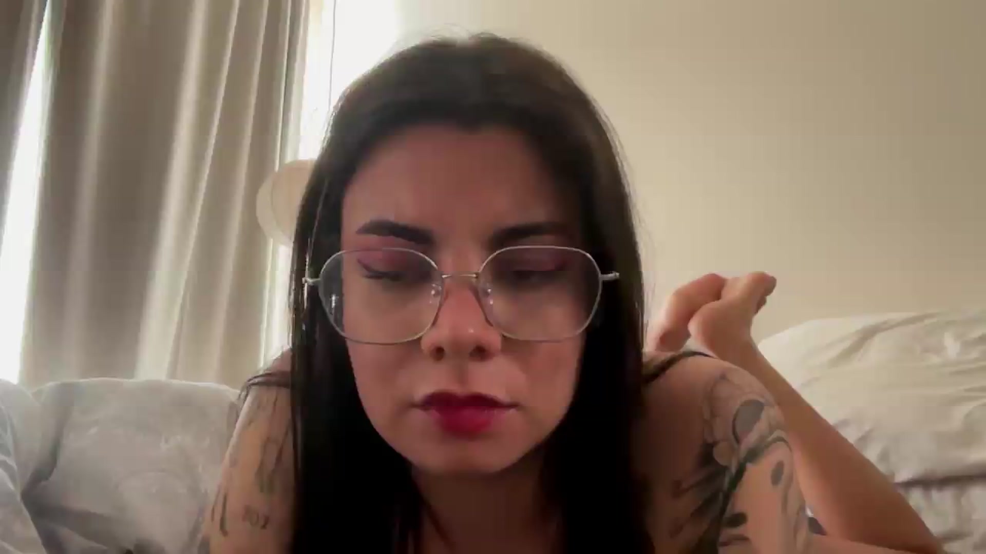 Gallery image thumbnail from Sasha_Noir's myfreecams stream on, 08/23/2026, 22:54 image 1 of 20