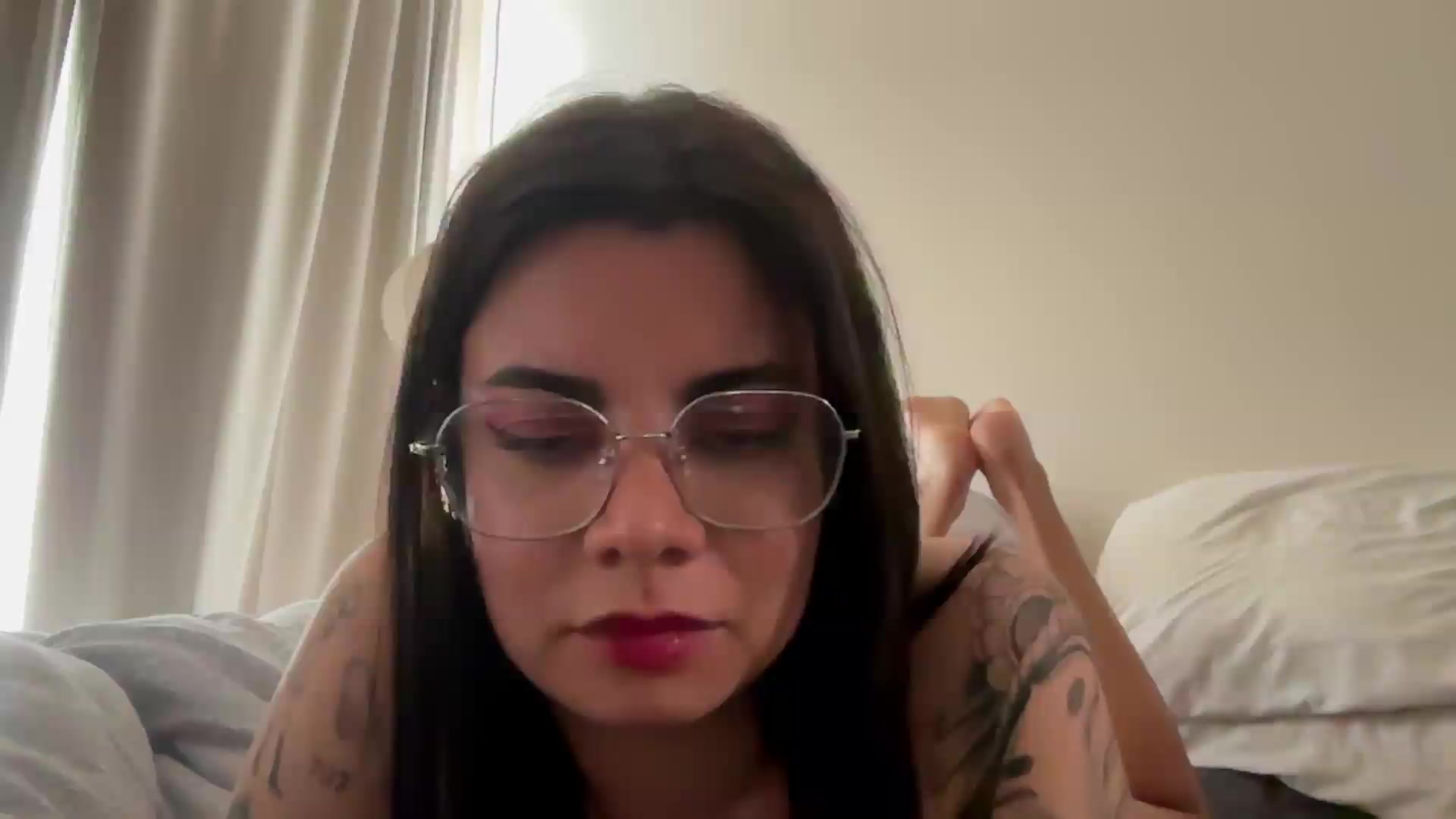 Gallery image thumbnail from Sasha_Noir's myfreecams stream on, 08/23/2026, 22:54 image 20 of 20
