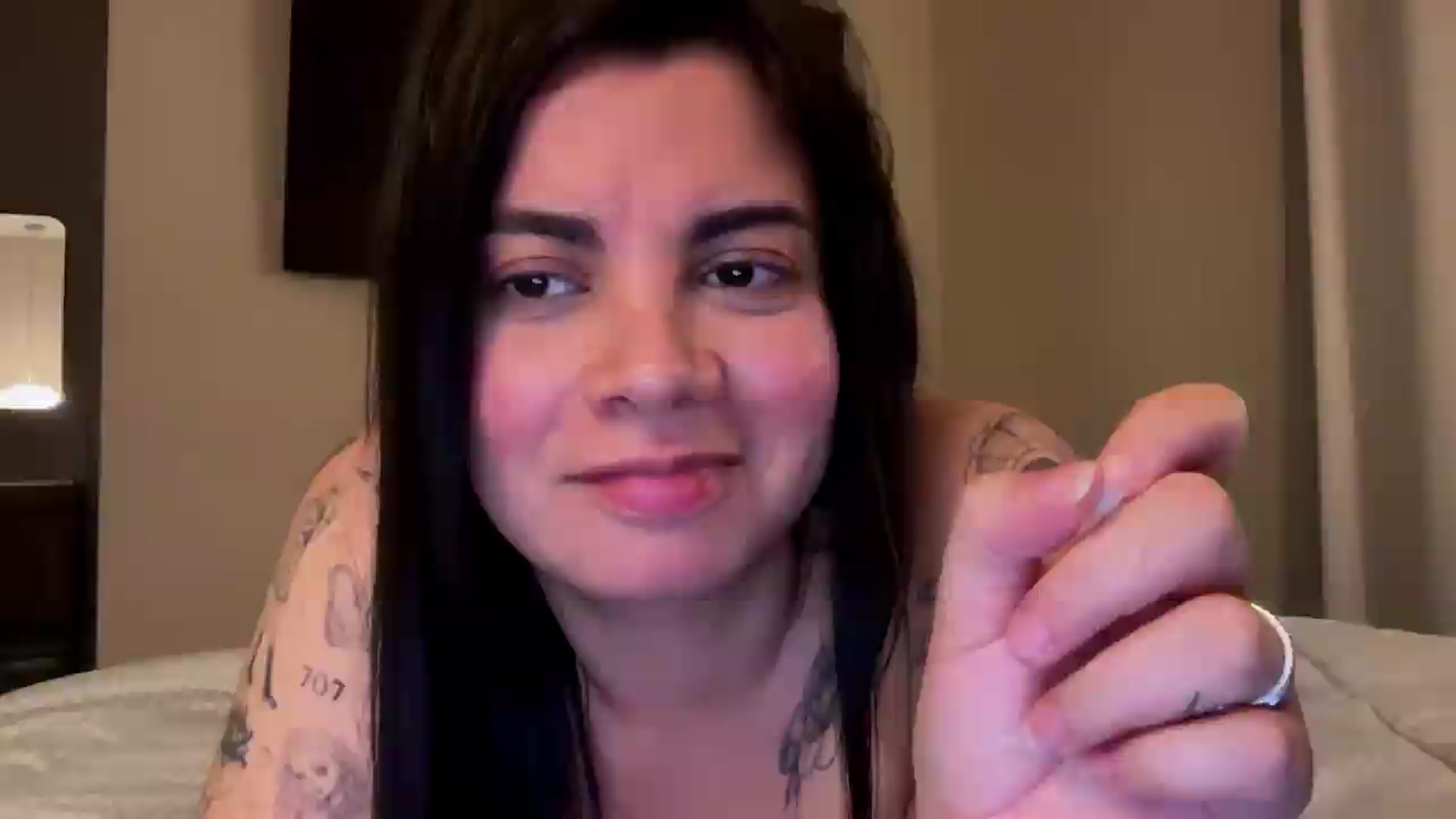 Gallery image thumbnail from Sasha_Noir's myfreecams stream on, 08/26/2026, 03:23 image 4 of 20